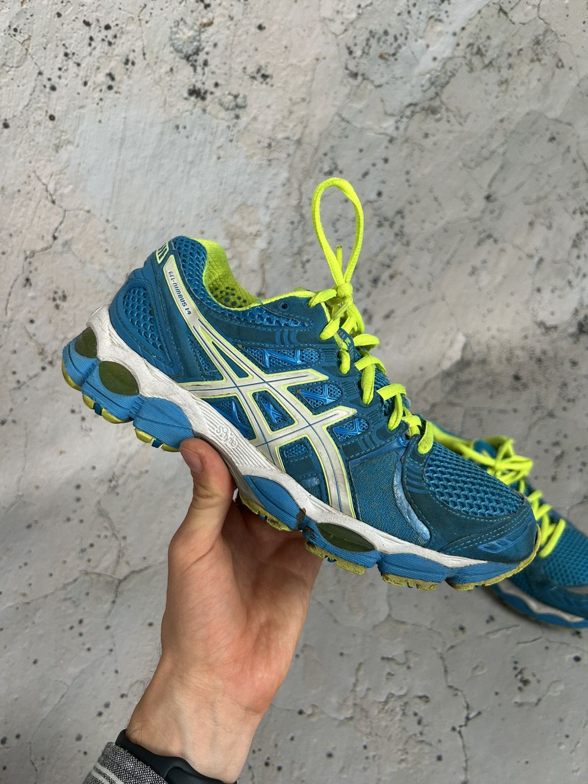 Asics Vintage Asics Sneakers Running Retro Streetwear 90s Size US 7 / EU 40 - 1 Thumbnail