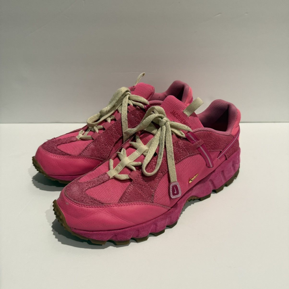 Jacquemus × Nike Air Humara Size US 10 / EU 43 - 7 Thumbnail