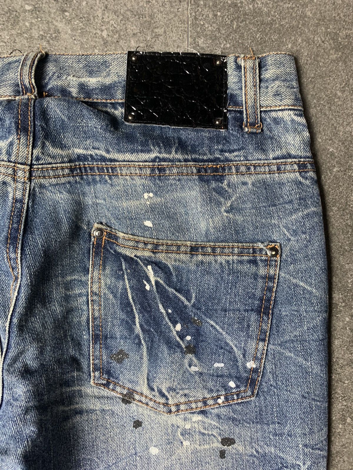 Japanese Brand 2000s Lowbox Honeycomb Splatted Bootcut Jeans Size US 29 - 16 Thumbnail