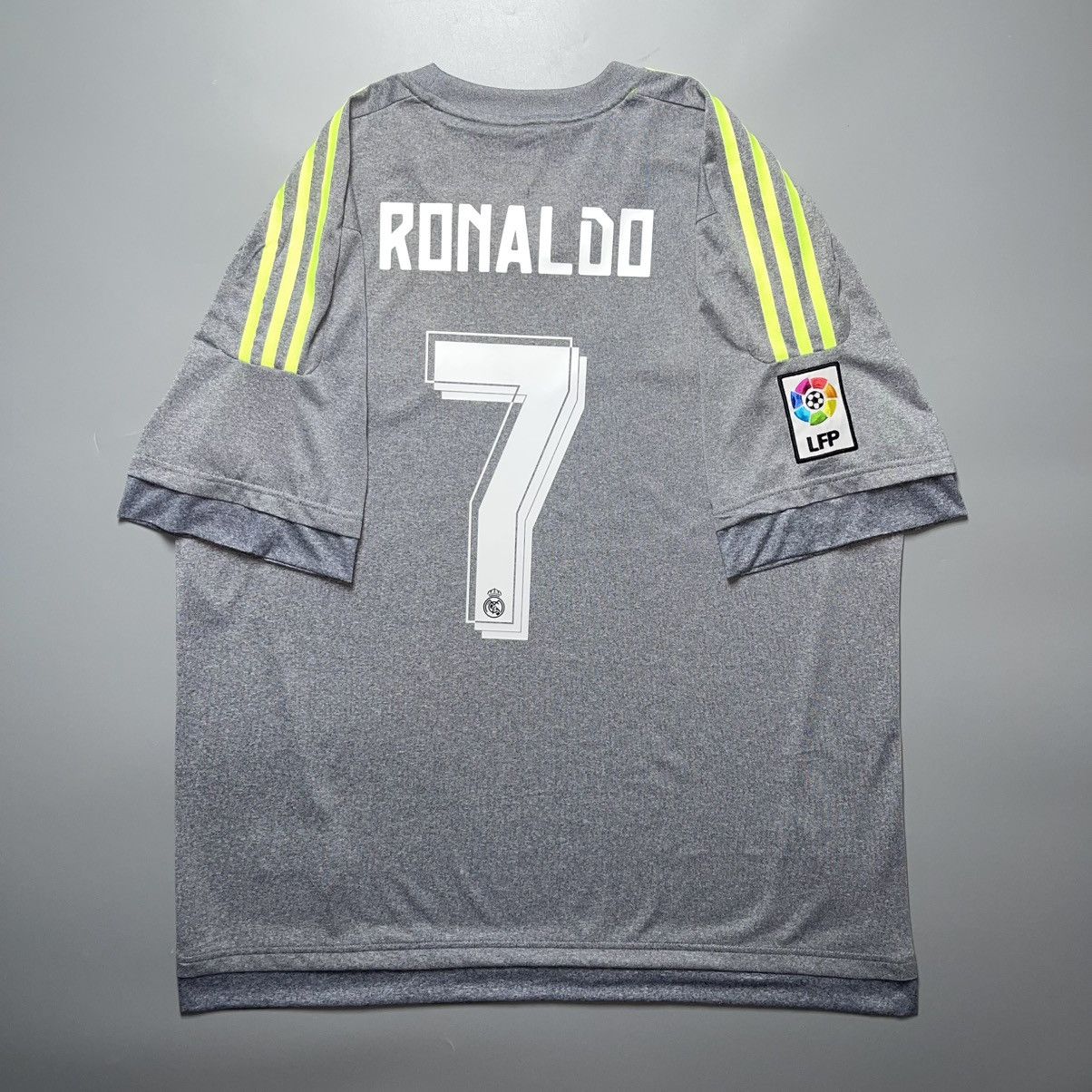 Adidas REAL MADRID ADIDAS 2015/2016 FOOTBALL AWAY JERSEY #7 RONALDO Size US XL / EU 56 / 4 - 1 Thumbnail