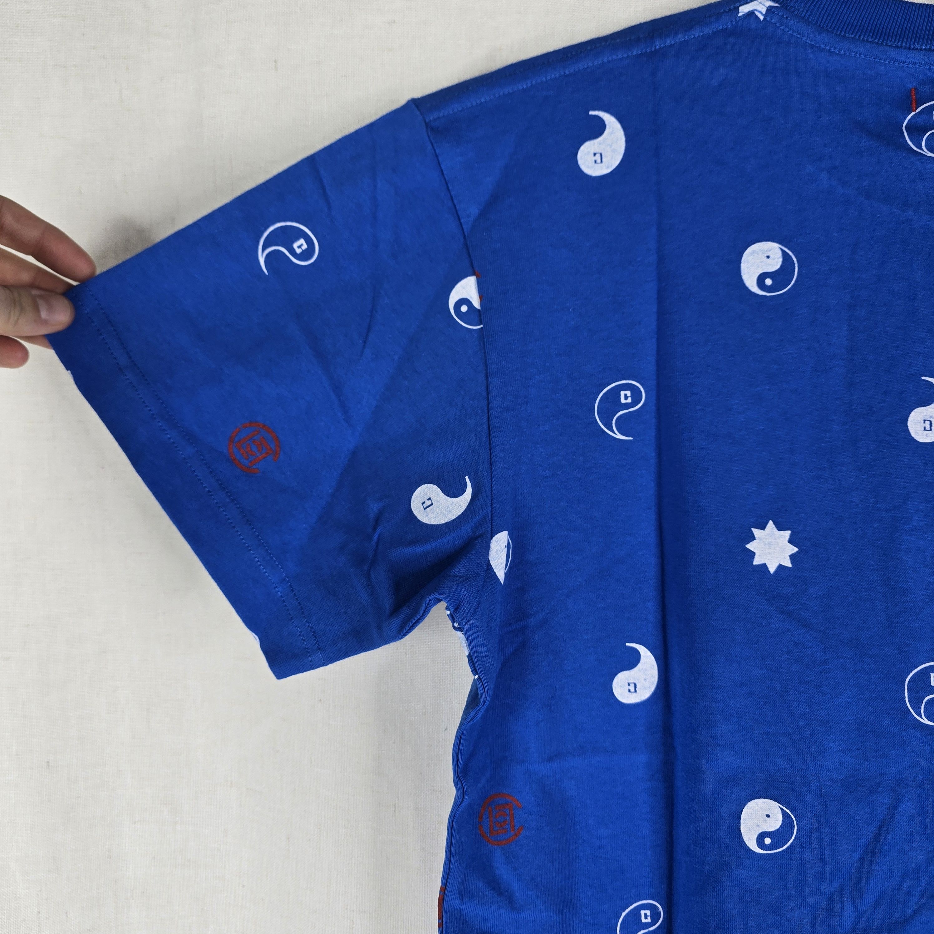 CLOT Clot Mens Small Bandana Print Ying Yang Blue Tshirt NEW Size US S / EU 44-46 / 1 - 7 Thumbnail