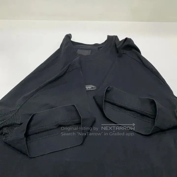 Givenchy Givenchy SS23 Men's Solid Round Neck Short-Sleeve T-Shirt. Size US XXL / EU 58 / 5 - 6 Thumbnail