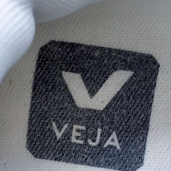 Veja Veja White Sneakers Size US 9 / IT 39 - 10 Thumbnail