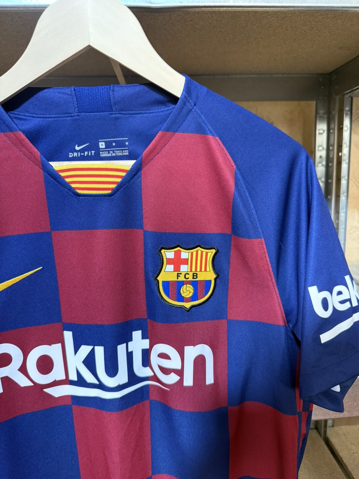 Nike Rare Nike FC Barcelona 2019 2020 Home Football Soccer Jersey Size US M / EU 48-50 / 2 - 5 Thumbnail