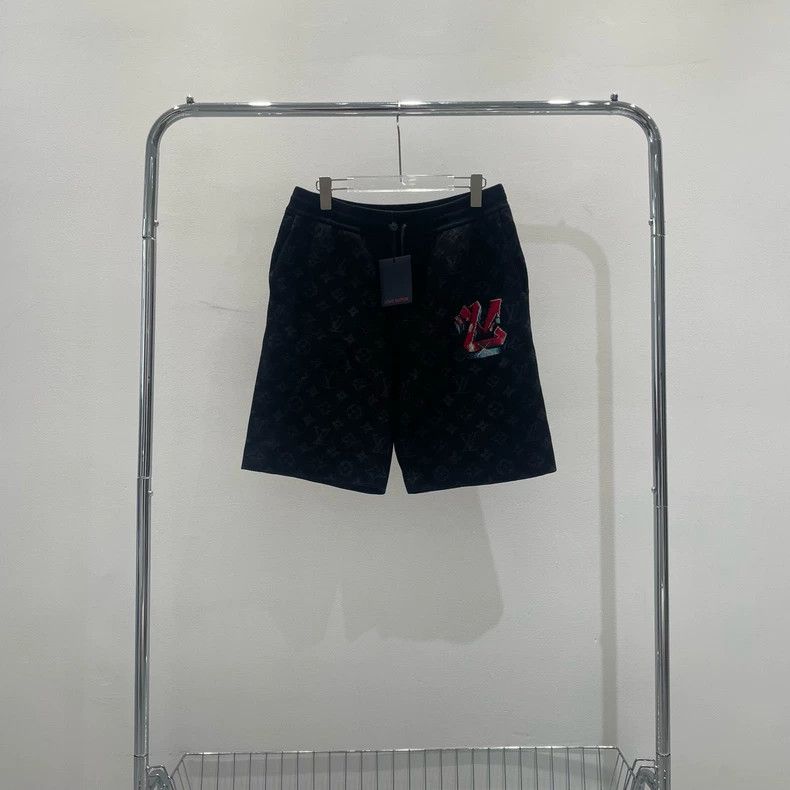 Louis Vuitton Louis Vuittonsize m Embroidered Black Shorts 2501-Nextarrow Size US 30 / EU 46 - 1 Thumbnail