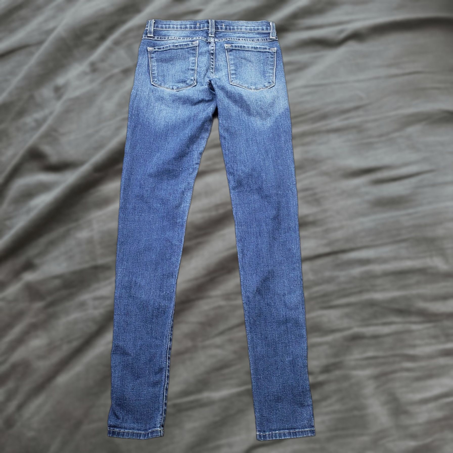Vintage Flying Monkey Platinum Jeans Womens 25 Blue Denim Distressed Skinny Leg Low Rise Jeans Women 25.5 Inseam 29.75" 5-Pocket Denim Blue Size 42" / US 20 - 1 Thumbnail