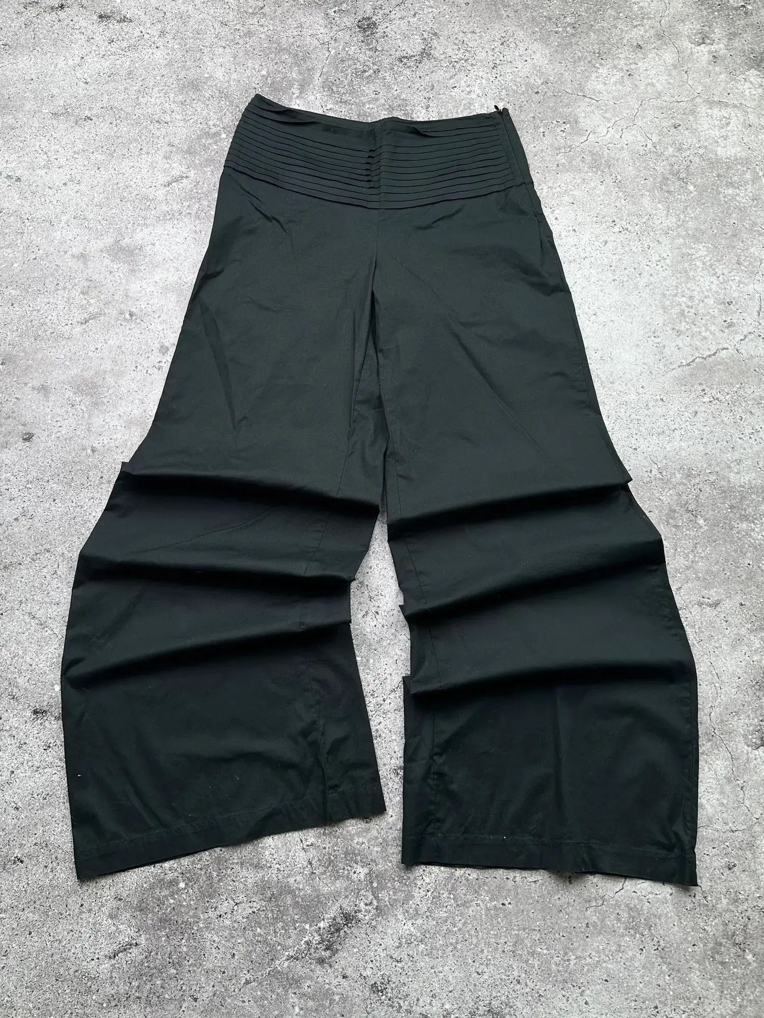 Japanese Brand Vintage Wide Parachute Pants C328(V241) Size US 30 / EU 46 - 1 Thumbnail