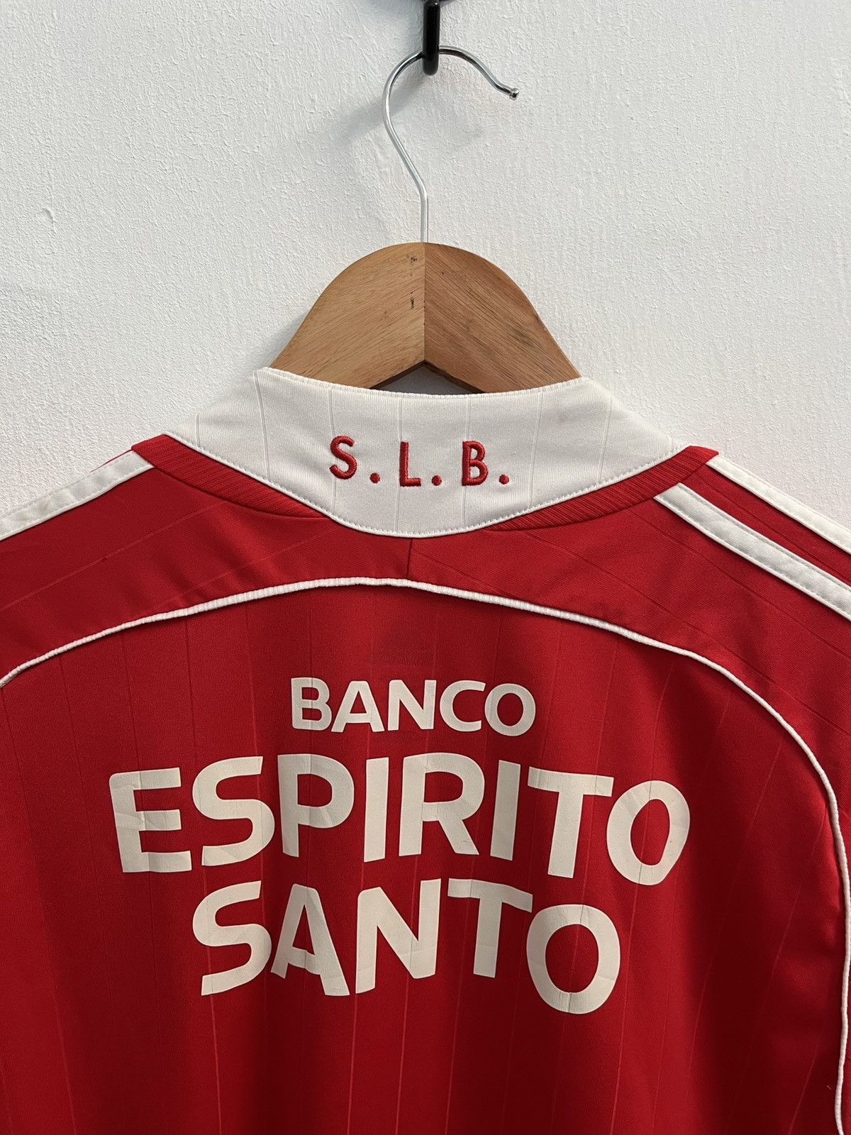 Vintage Vintage Adidas Benfica FC Portugal 2006/07 Football Jersey Size US S / EU 44-46 / 1 - 9 Thumbnail