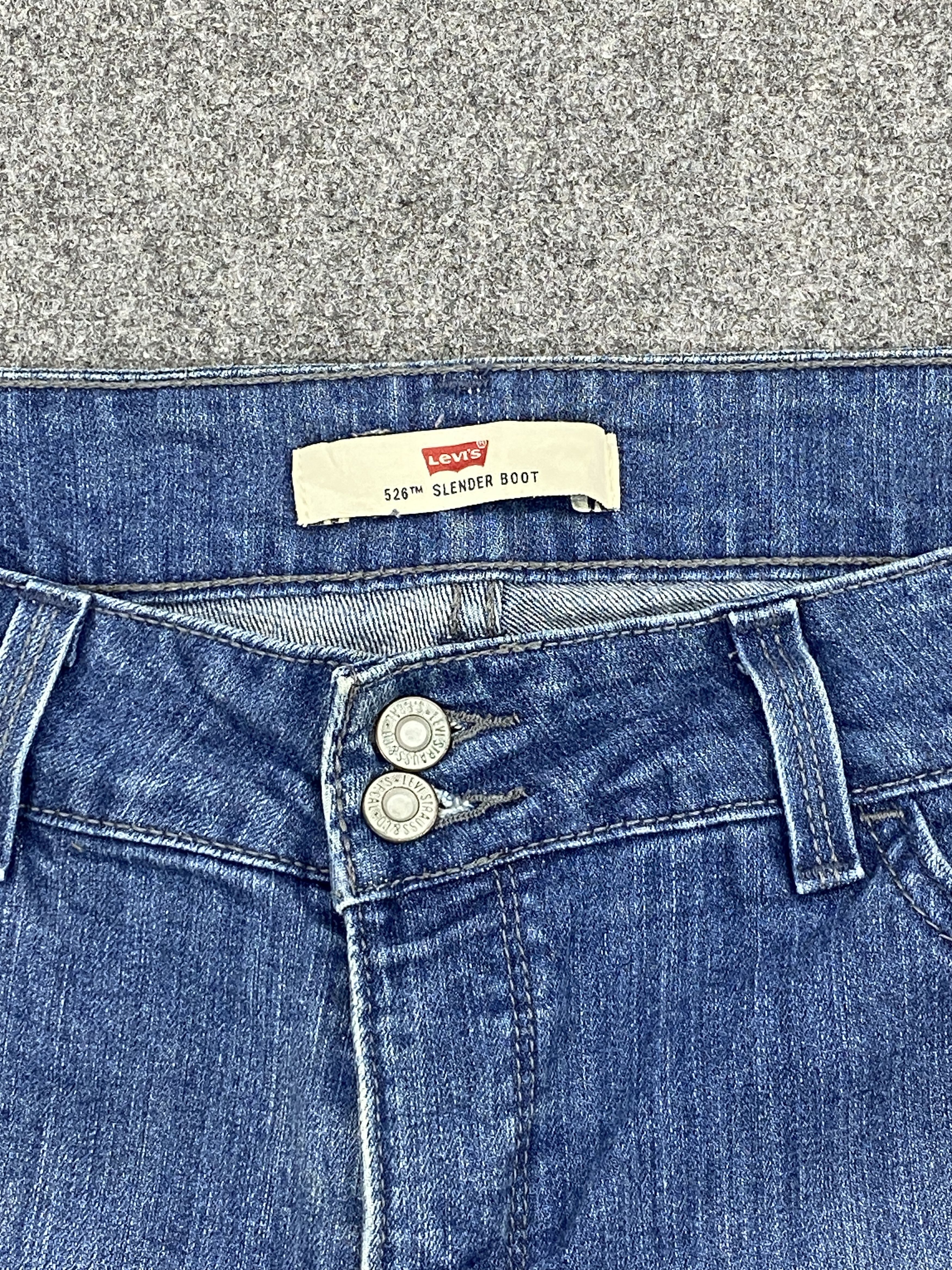 Levi's Vintage levis 526 Slender Bootcut Jeans DP2630 Size US 35 - 7 Thumbnail