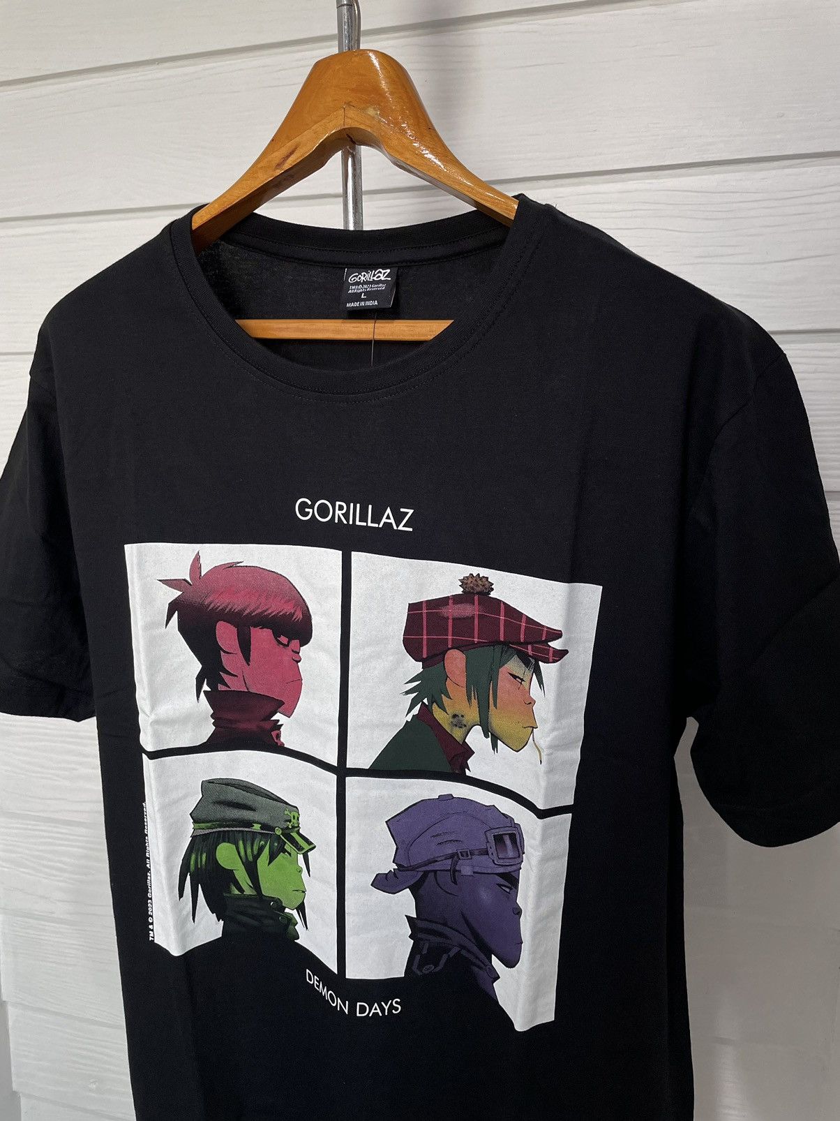 Band Tees GORILLAZ DEMON DAYS ALBUM (2023) Size US L / EU 52-54 / 3 - 2 Thumbnail