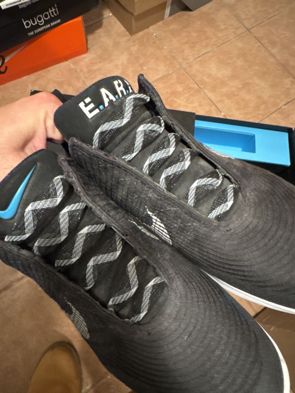 Nike Nike Hyper Adapt 1.0 black / white / blue lagoon size 12.5 Size US 12.5 / EU 45-46 - 11 Thumbnail