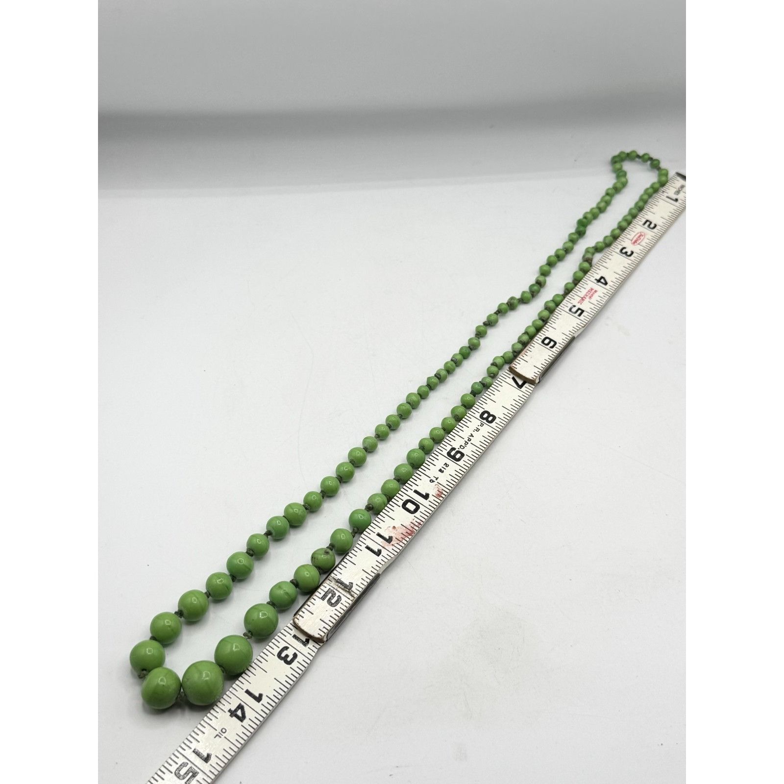 Vintage Vintage green stone beaded long necklace Size ONE SIZE - 5 Thumbnail