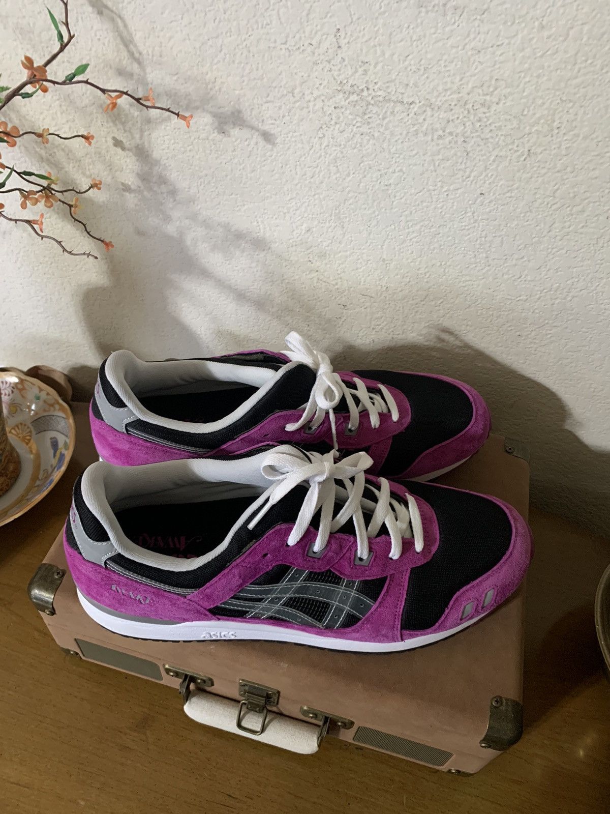 Asics × Awake NY ASICS Gel-Lyte 111 OG X Awake NY Black Pink Size US 12 / EU 45 - 2 Thumbnail
