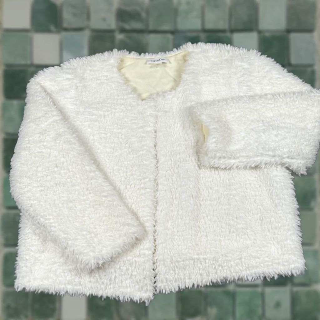 Calvin Klein Calvin Klein White Faux Fur Jacket Cardigan Shrug Bolero Wedding Seasonal Long Sleeve Hook & Eye Closure Ladies Jacket Women L White Fur Trim Logo Size L / US 10 / IT 46 - 1 Thumbnail