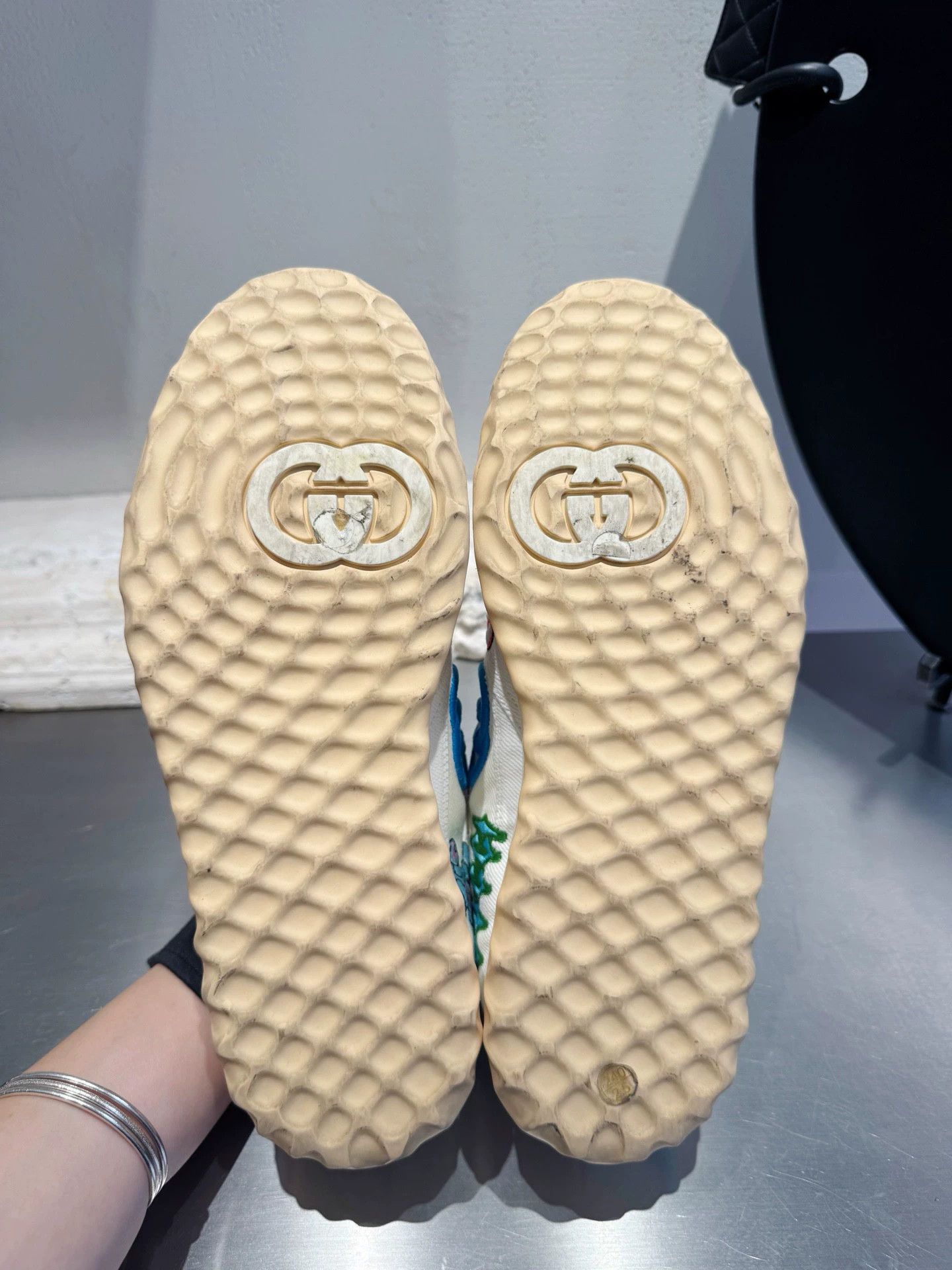 Gucci Gucci Mac80 Cartoon Sneakers US 5 Size US 5 / IT 35 - 4 Thumbnail