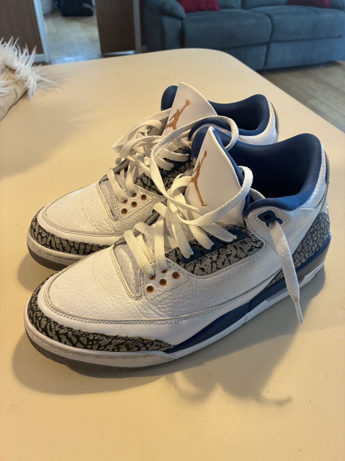 Other Jordan Retro 3 Size US 9.5 / EU 42-43 - 2 Thumbnail