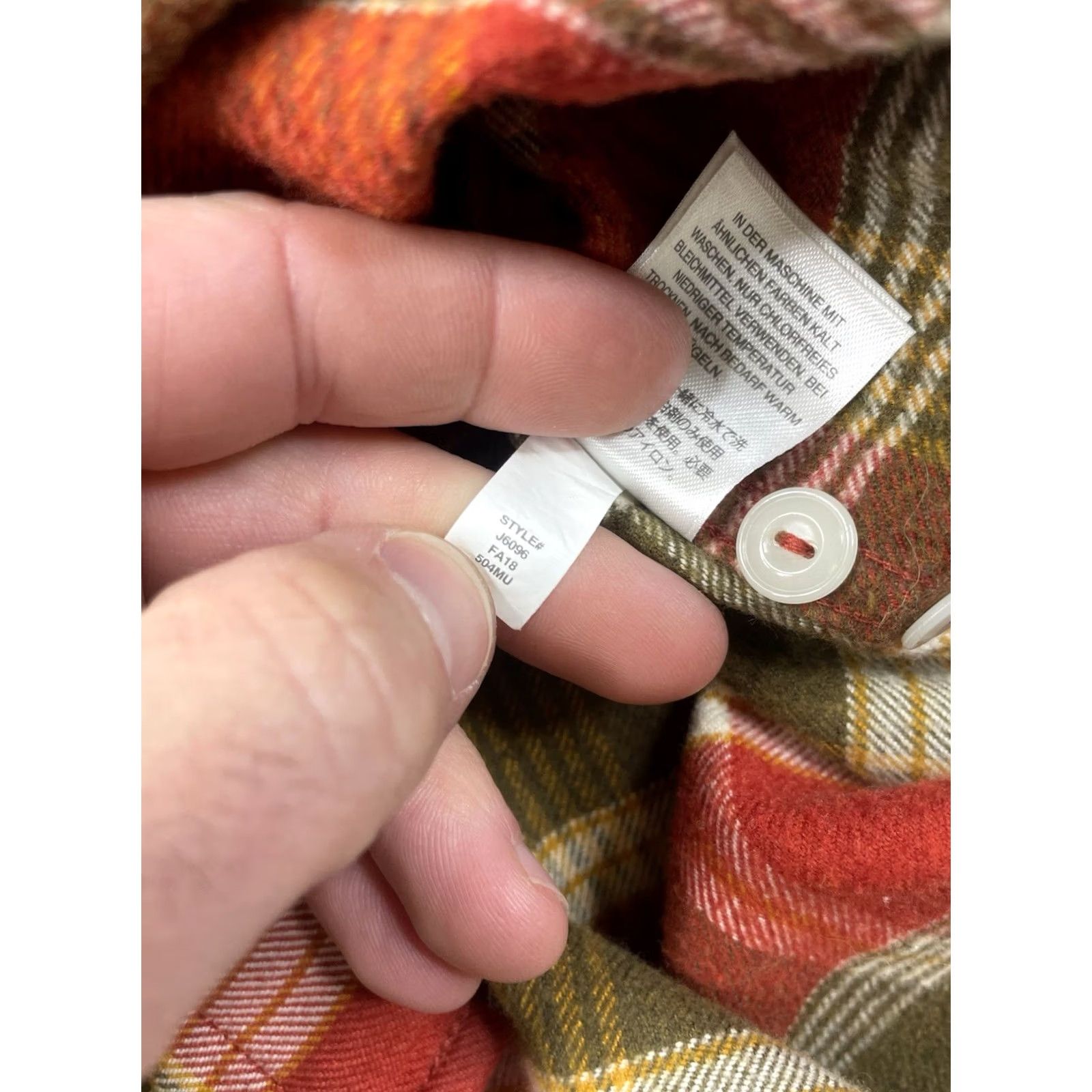 J.Crew J. Crew Wallace & Barnes Midweight Flannel Shirt Men Medium Plaid J6096 Byte Button-Up Multicolor Cotton Long Sleeve Classic Fit Regular, Men Size US M / EU 48-50 / 2 - 8 Thumbnail