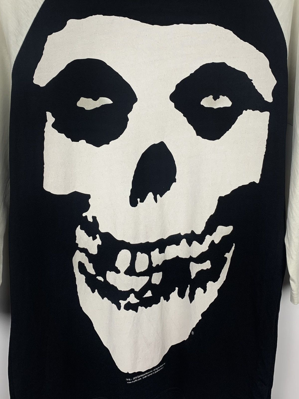 Band Tees Vintage Y2K Skulls Misfits Rock Band 3/4 Sleeve Top 2016 Size US S / EU 44-46 / 1 - 4 Thumbnail