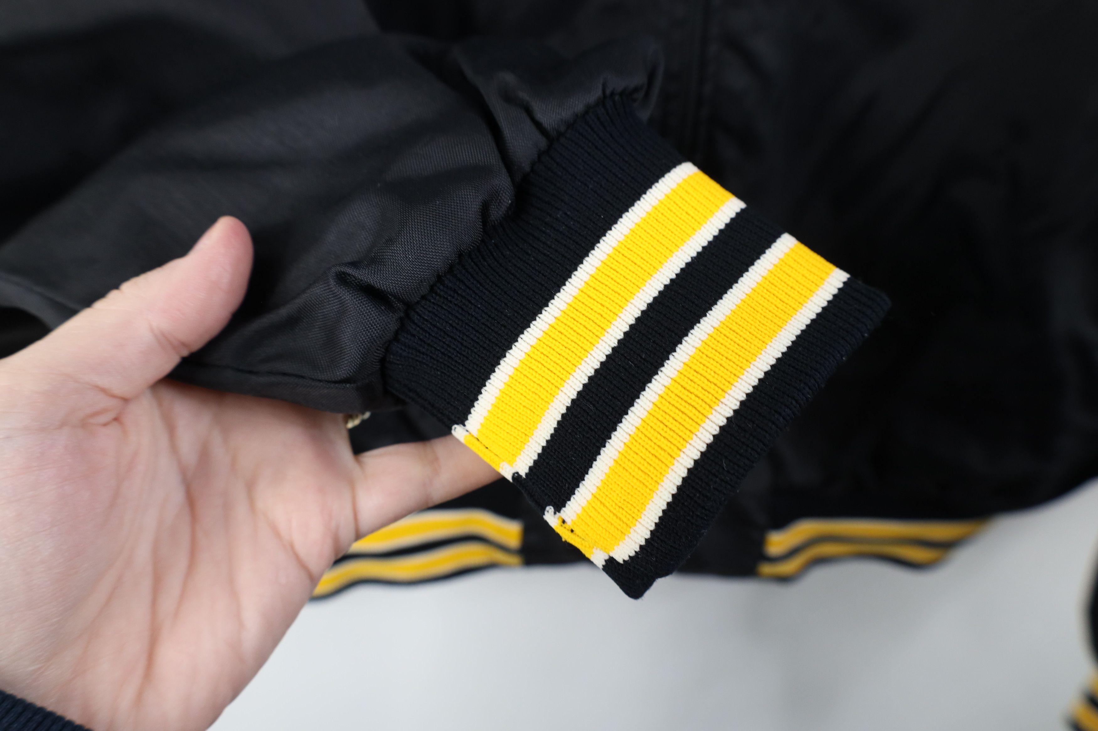 Vintage Vintage 80s 90s Streetwear Lined Satin Bomber Jacket Striped Size US XL / EU 56 / 4 - 6 Thumbnail