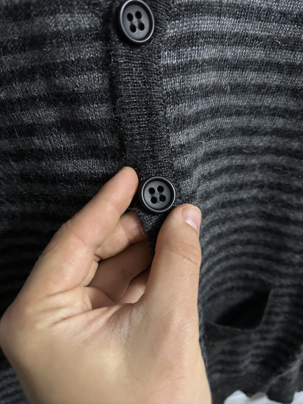 Burberry Rare Luxury Cardigan Burberry Thomas 30% Mohair Vintage Size US XL / EU 56 / 4 - 3 Thumbnail