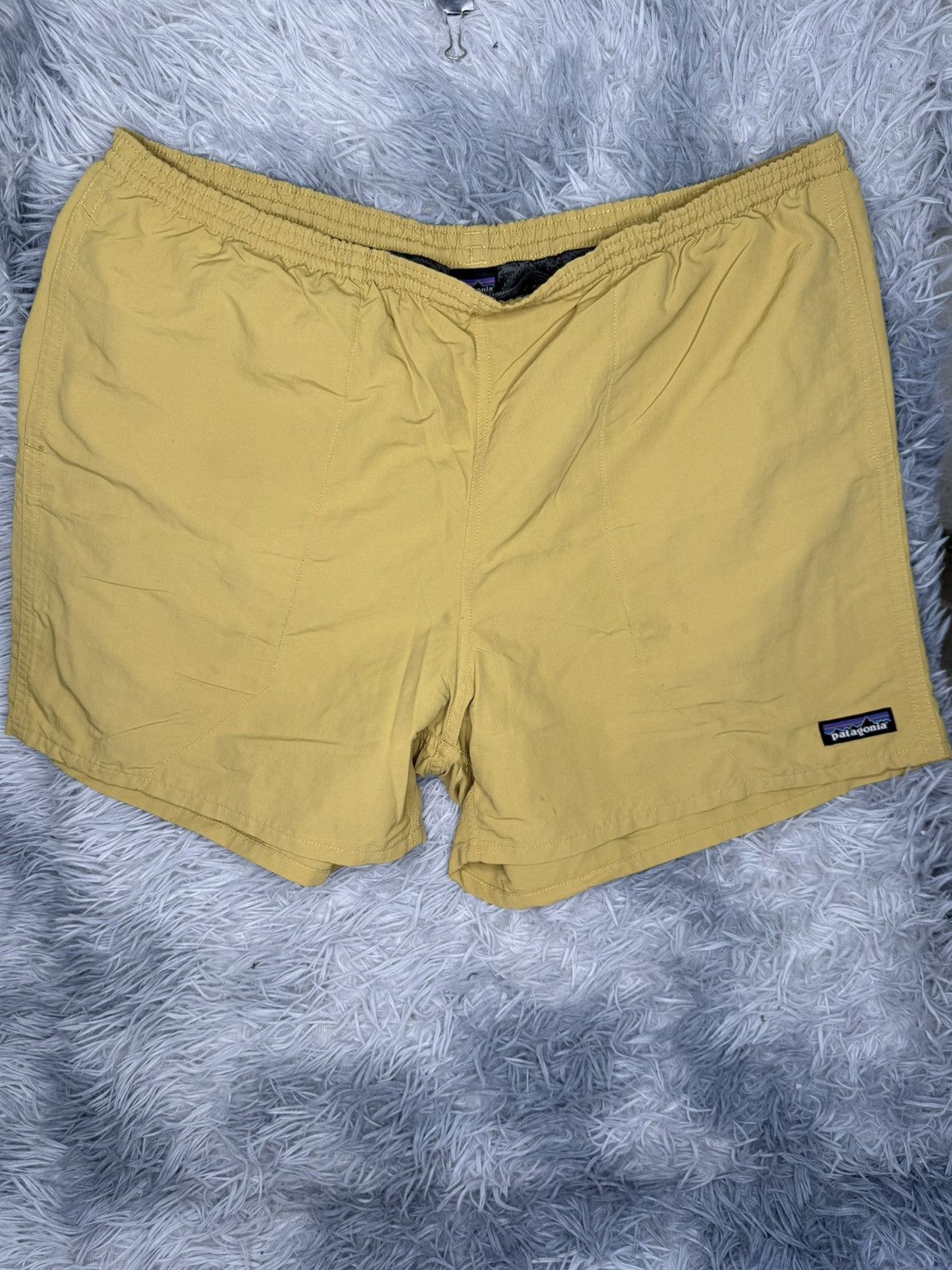 Patagonia Patagonia mustard shorts L Size US 34 / EU 50 - 1 Thumbnail