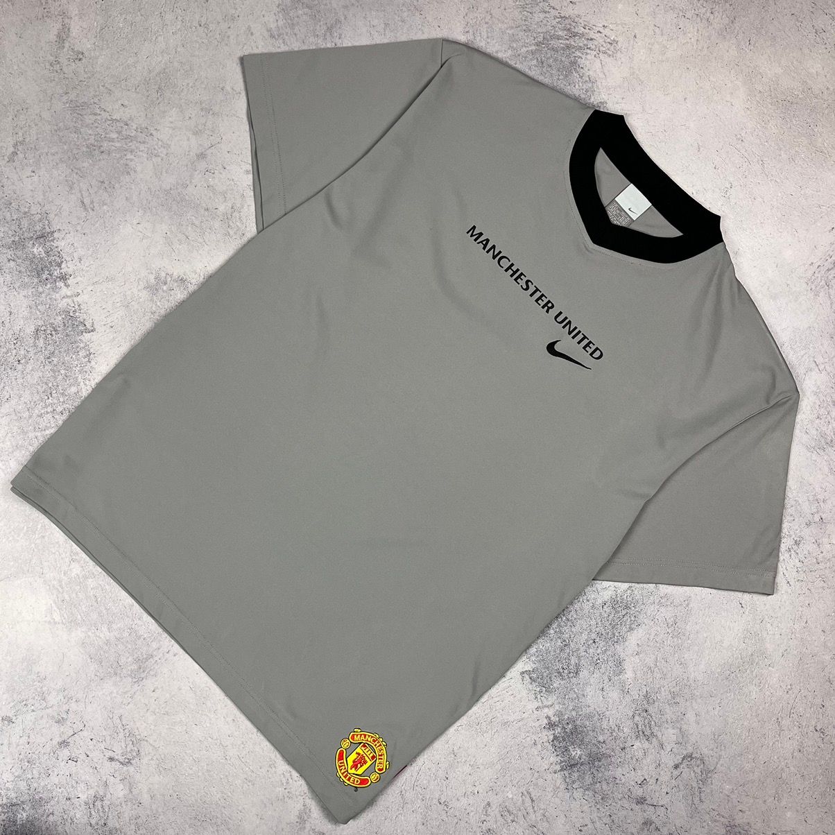Pre-owned Manchester United X Nike Vintage Nike Manchester United Swoosh Tee 90's In Grey