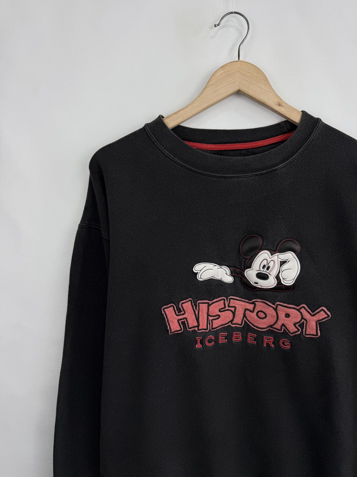 Iceberg 🇮🇹 Vintage 2003 Iceberg History Mickey Mouse Sweatshirt Italy Size US M / EU 48-50 / 2 - 3 Thumbnail