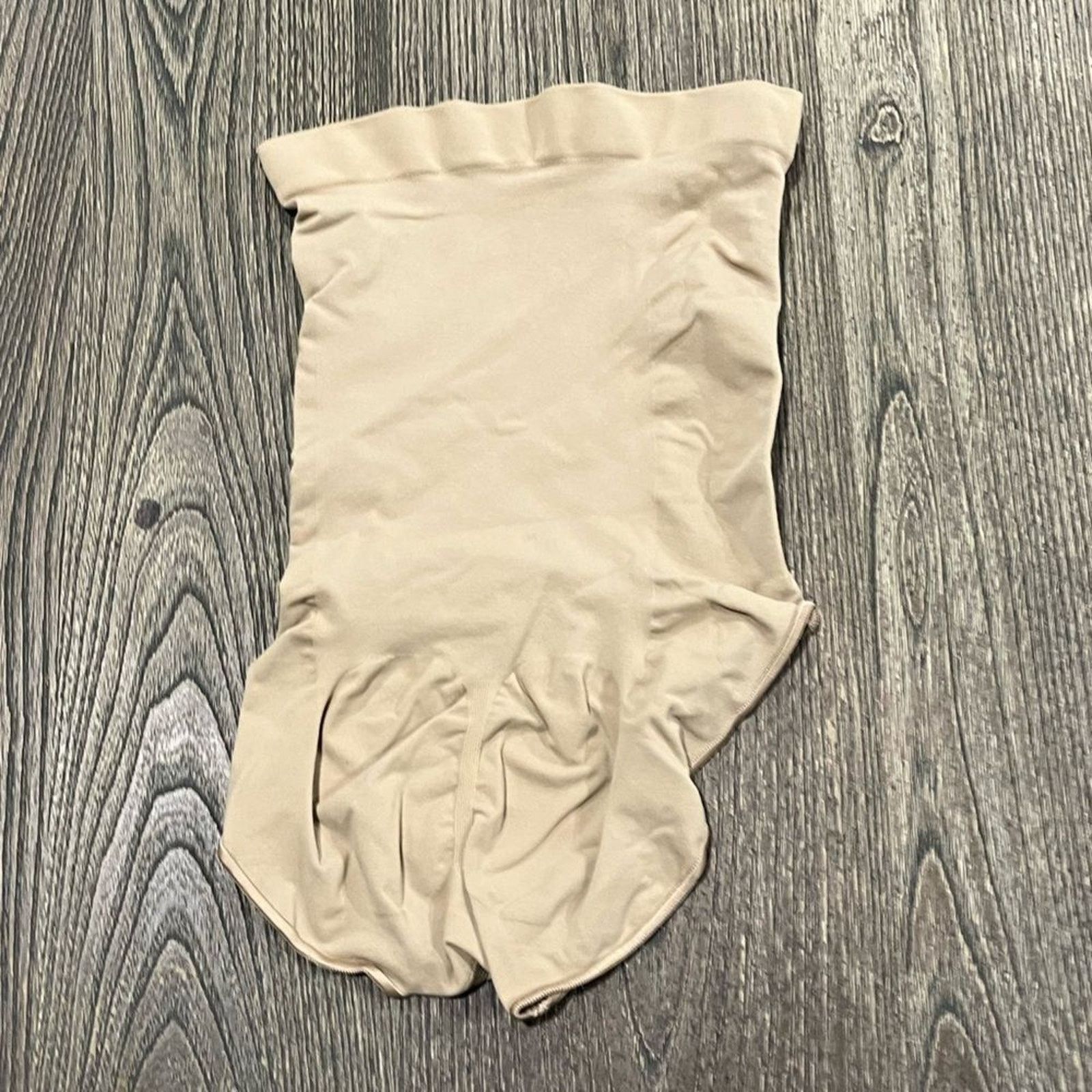 SKIMS NWOT Skims Seamless Sculpt High-Waisted Brief Cotton Gusset Size ONE SIZE - 2 Thumbnail