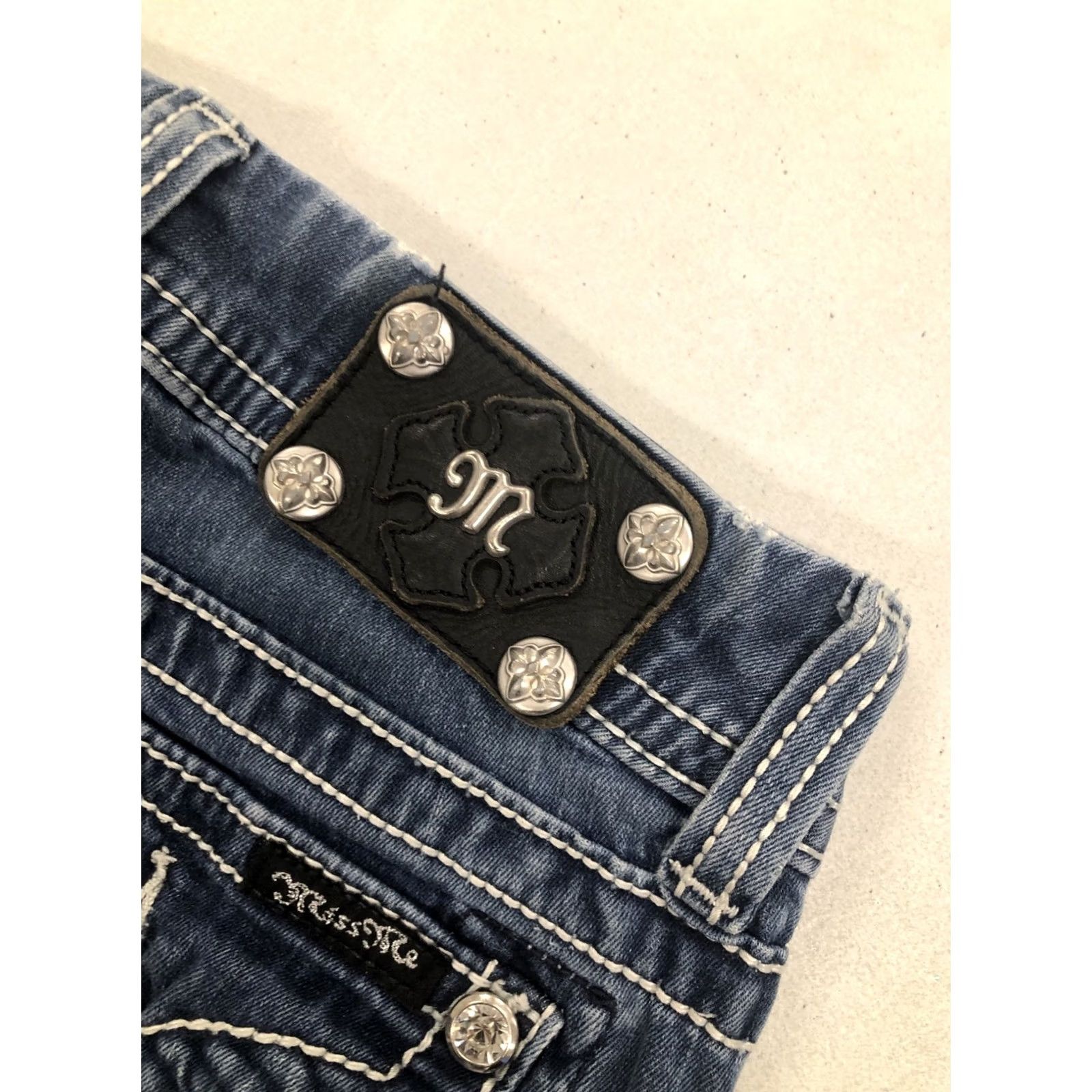 Miss Me MISS ME Jeans Skinny Low Rise 25x29 VAL A 25 Blue Denim 5-Pocket Zip Womens Regular Slim 7" Rise 29" Inseam Size 42" / US 20 - 3 Thumbnail
