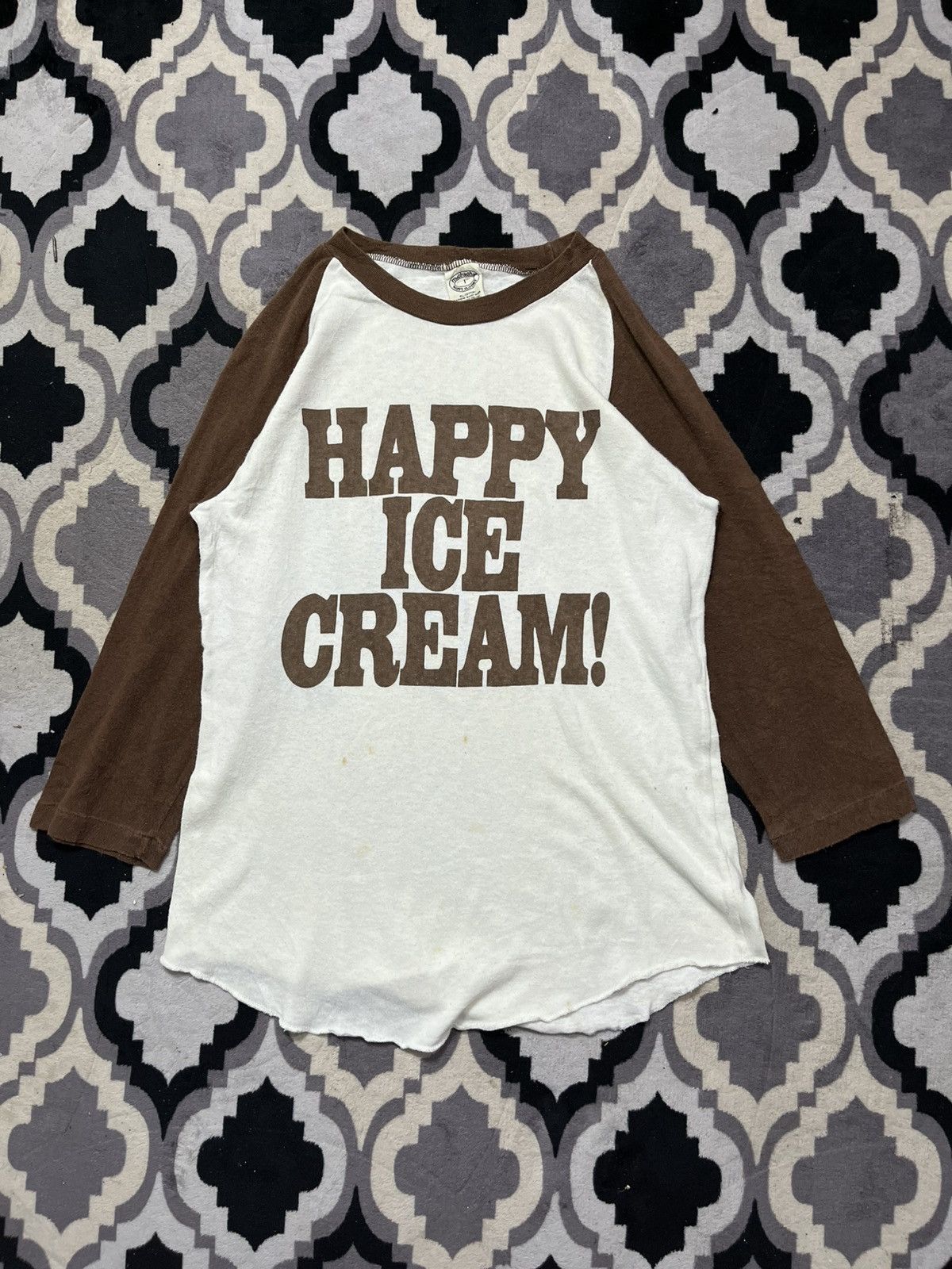 Angel Blue 2000s AHCAHCUM muchacha smile raglan tshirt Size US S / EU 44-46 / 1 - 1 Thumbnail