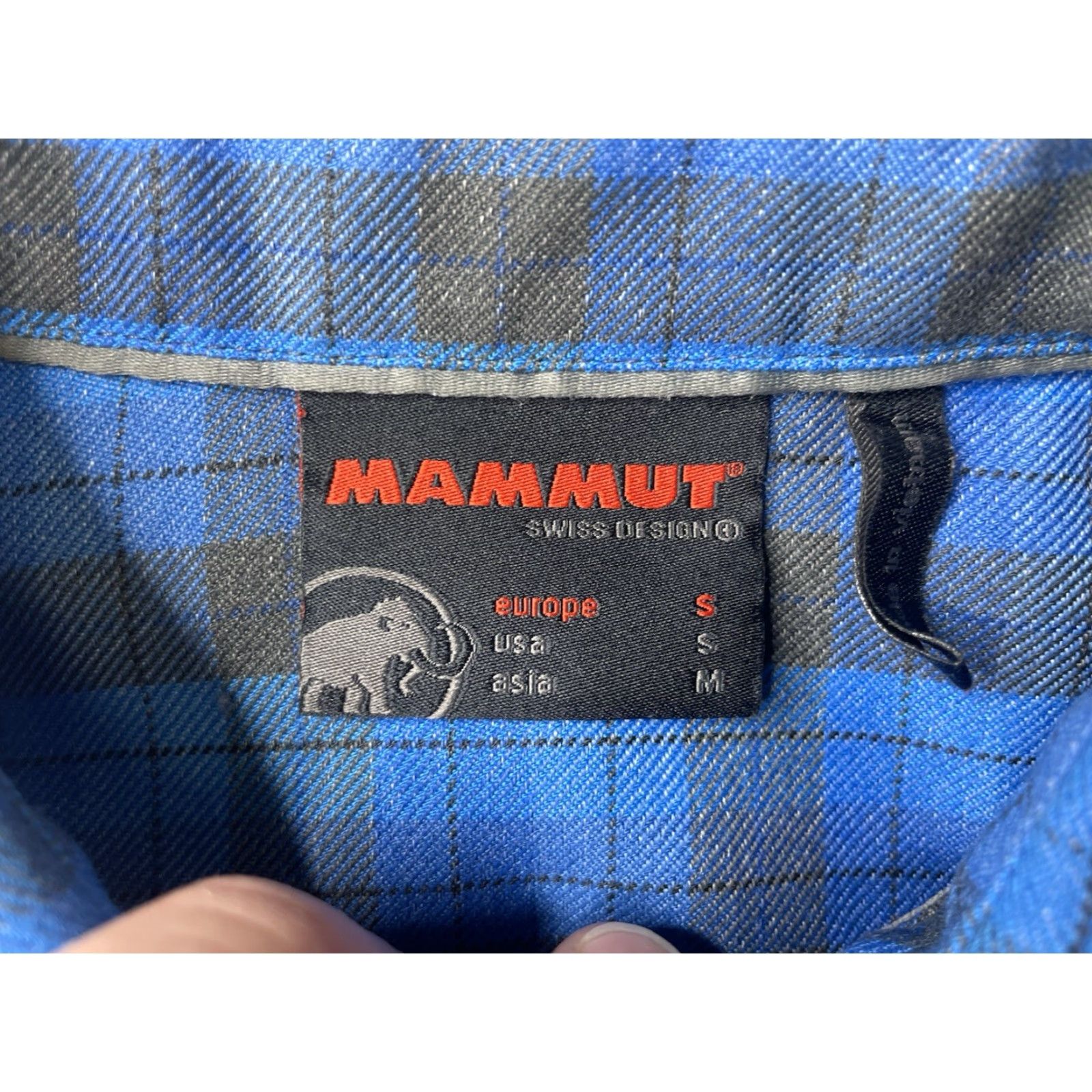 Mammut Mammut Shirt Mens Small Blue Plaid Flannel Hiking Trail Button Up Outdoors Size US S / EU 44-46 / 1 - 3 Thumbnail