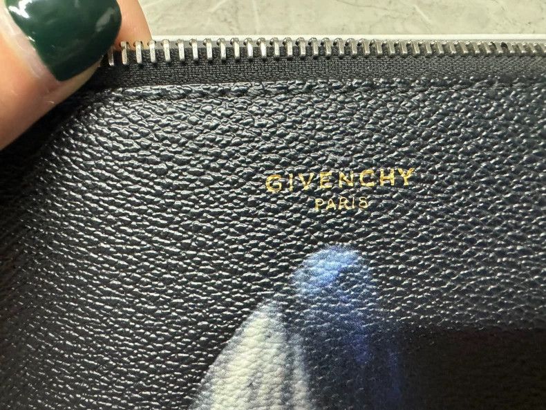 Givenchy Givenchy Shark Handbag Size ONE SIZE - 2 Thumbnail