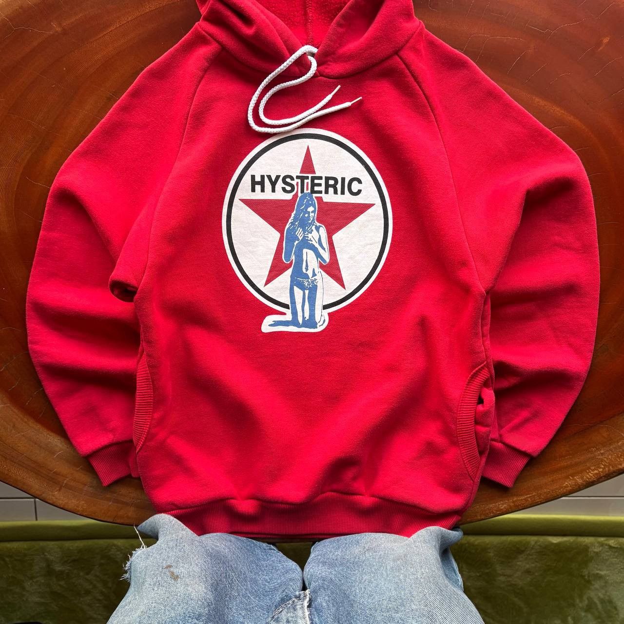 Hysteric Glamour Vintage Hysteric Glamour Sexy Hot Girl Red Hoodie Size US S / EU 44-46 / 1 - 4 Thumbnail