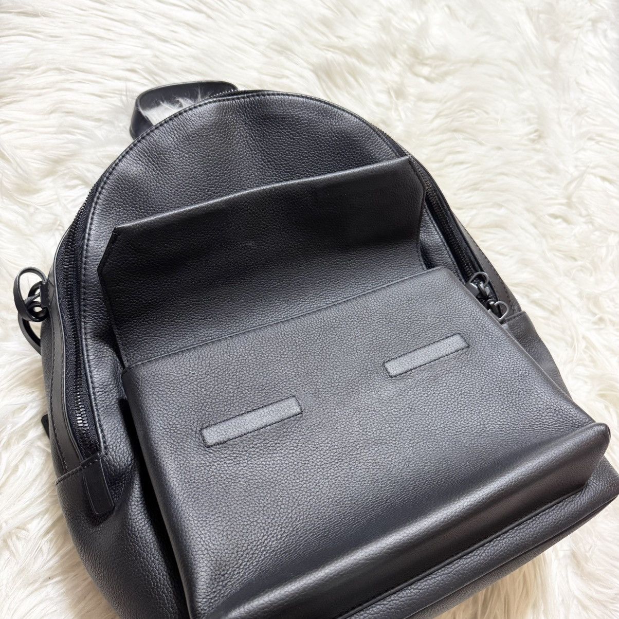 Louis Vuitton Authentic Louis Vuitton LV Aerogramme Leather Backpack Size ONE SIZE - 12 Thumbnail