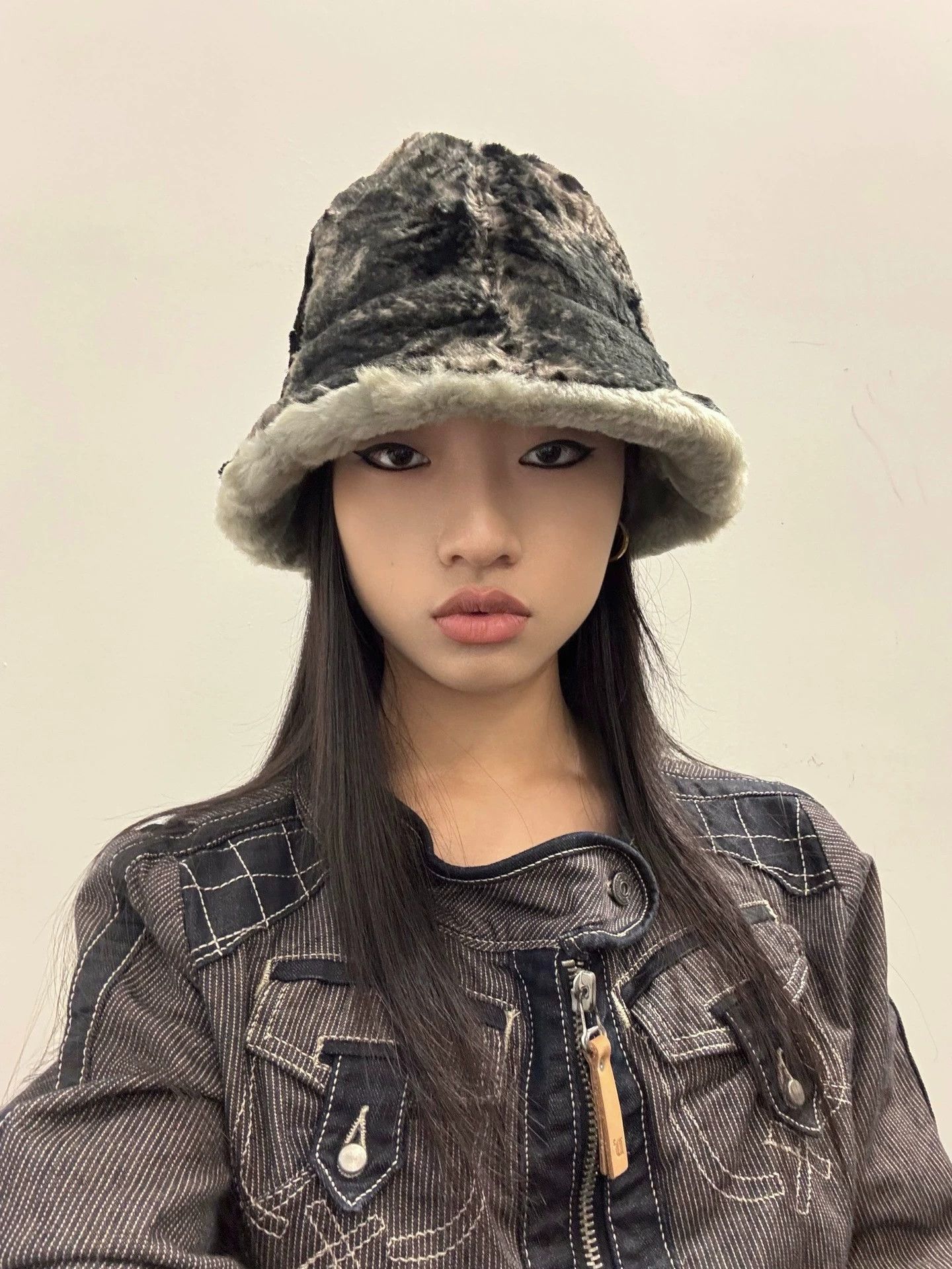 Other Misaharada Vintage Gradient Short-Fleece Bucket Hat Size ONE SIZE - 4 Thumbnail