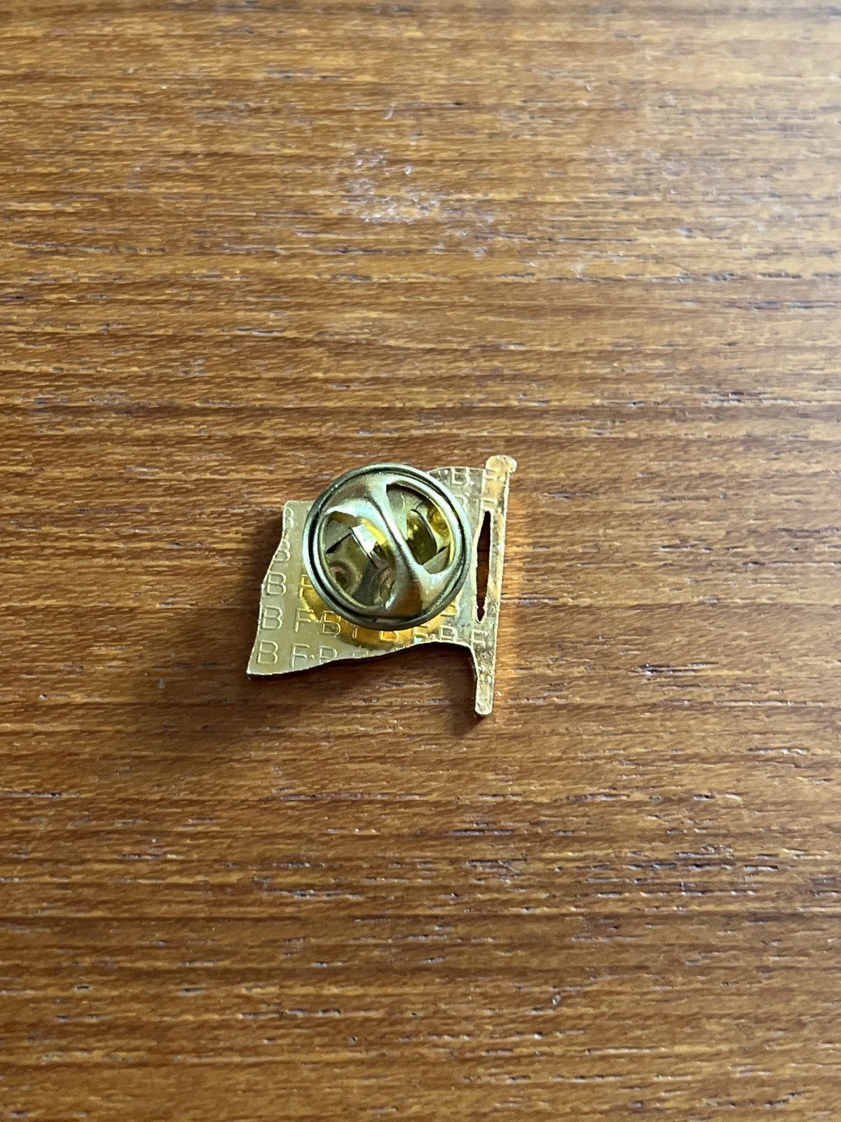 Lone Flag × Vintage European Flag vintage pin Size ONE SIZE - 4 Thumbnail