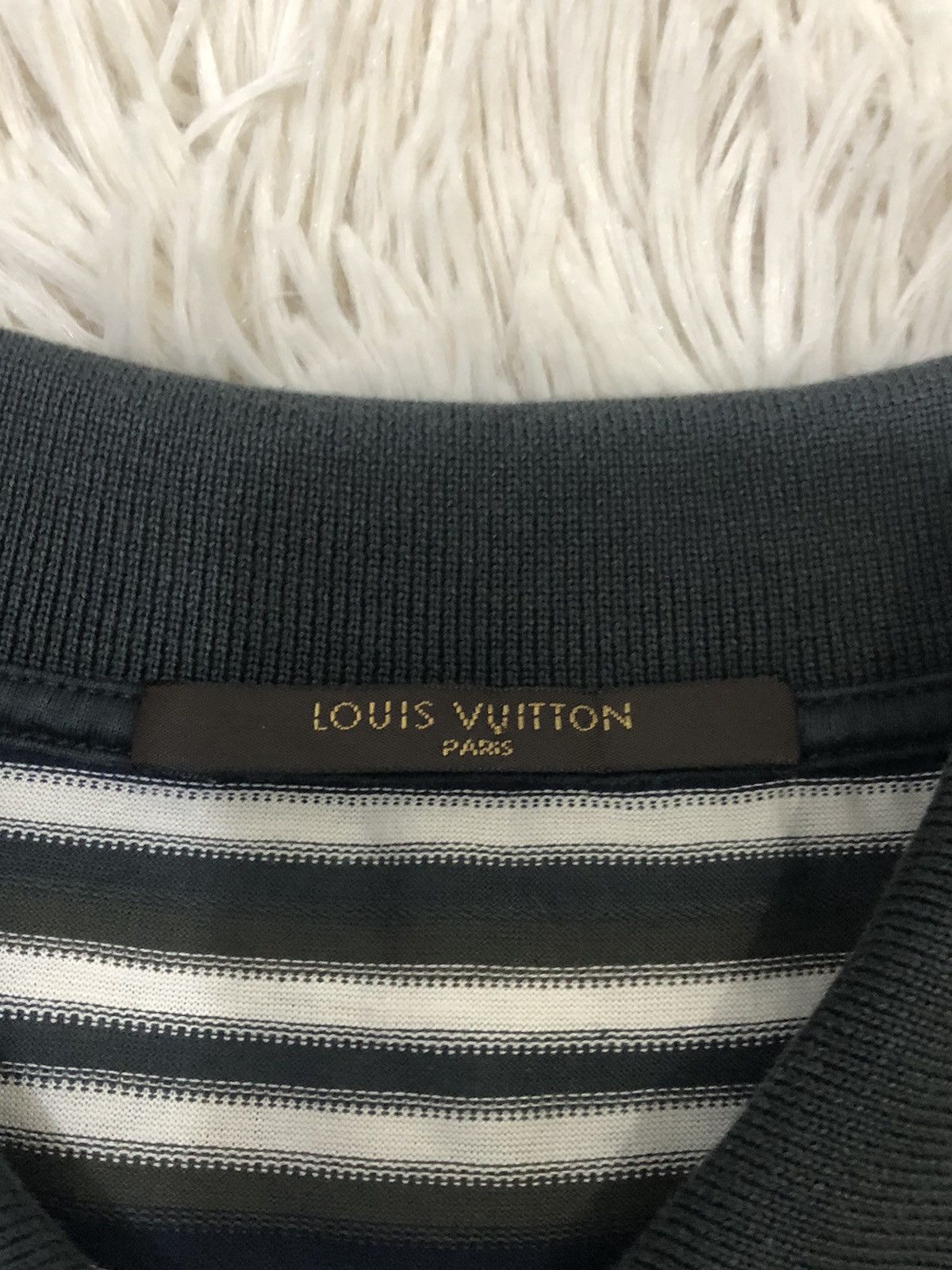 Louis Vuitton × Vintage Vintage Louis Vuitton Polo Shirt Size US S / EU 44-46 / 1 - 3 Thumbnail