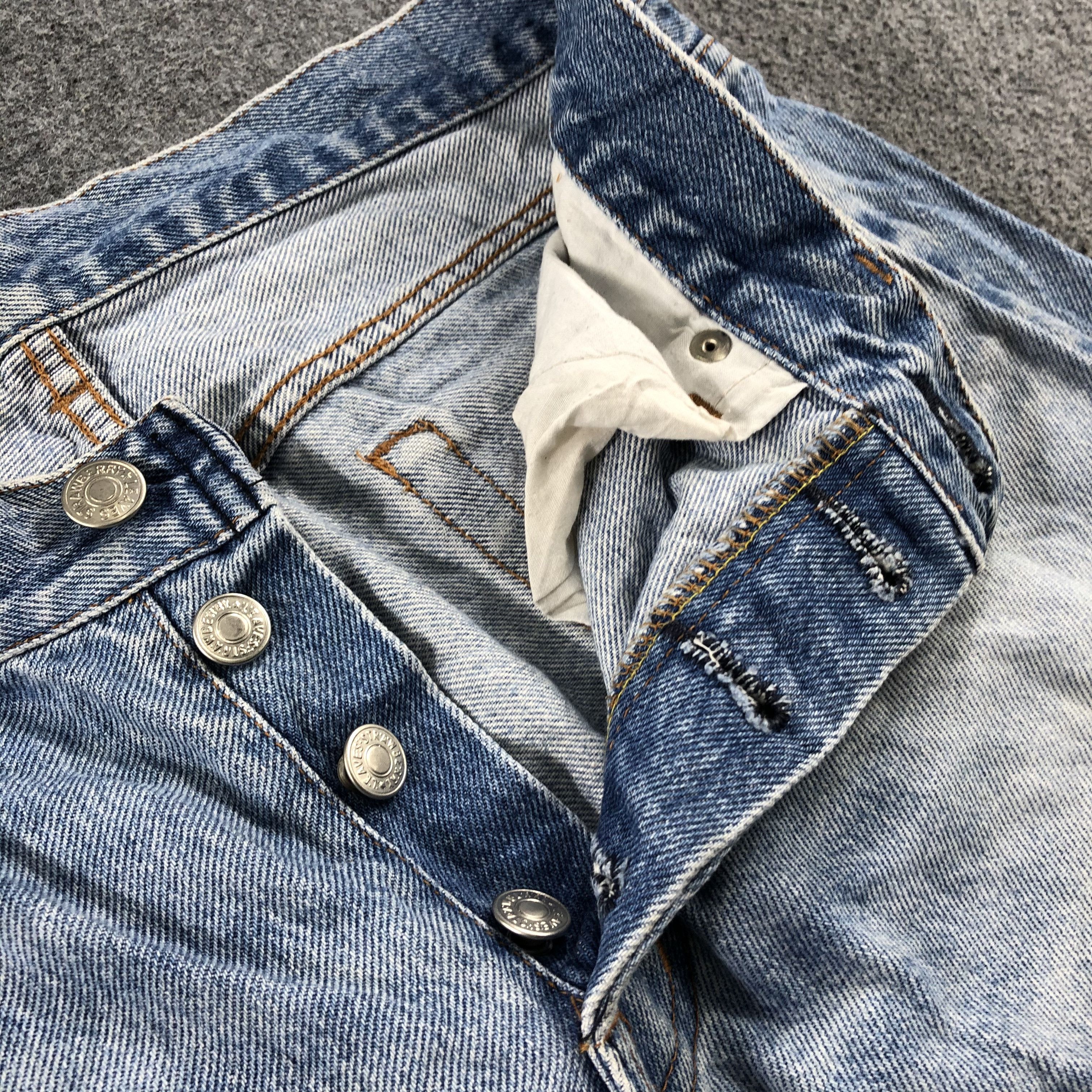 Levi's 90s Vintage Blue Wash Levis 501 Jeans-J2568 Size US 28 / EU 44 - 9 Thumbnail