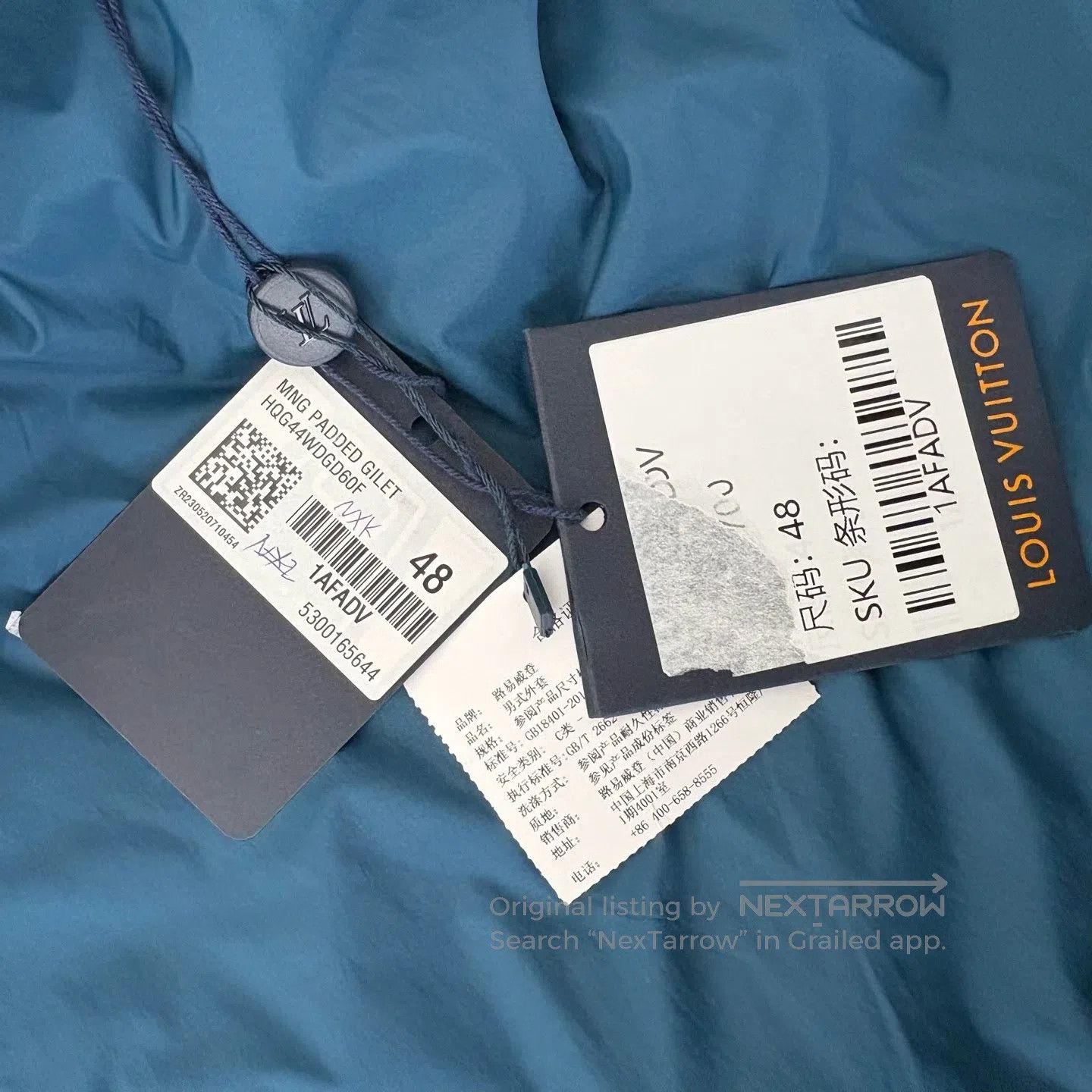Louis Vuitton Louis Vuitton Relief-printed logo zipper straight-cut slee Size US M / EU 48-50 / 2 - 5 Thumbnail