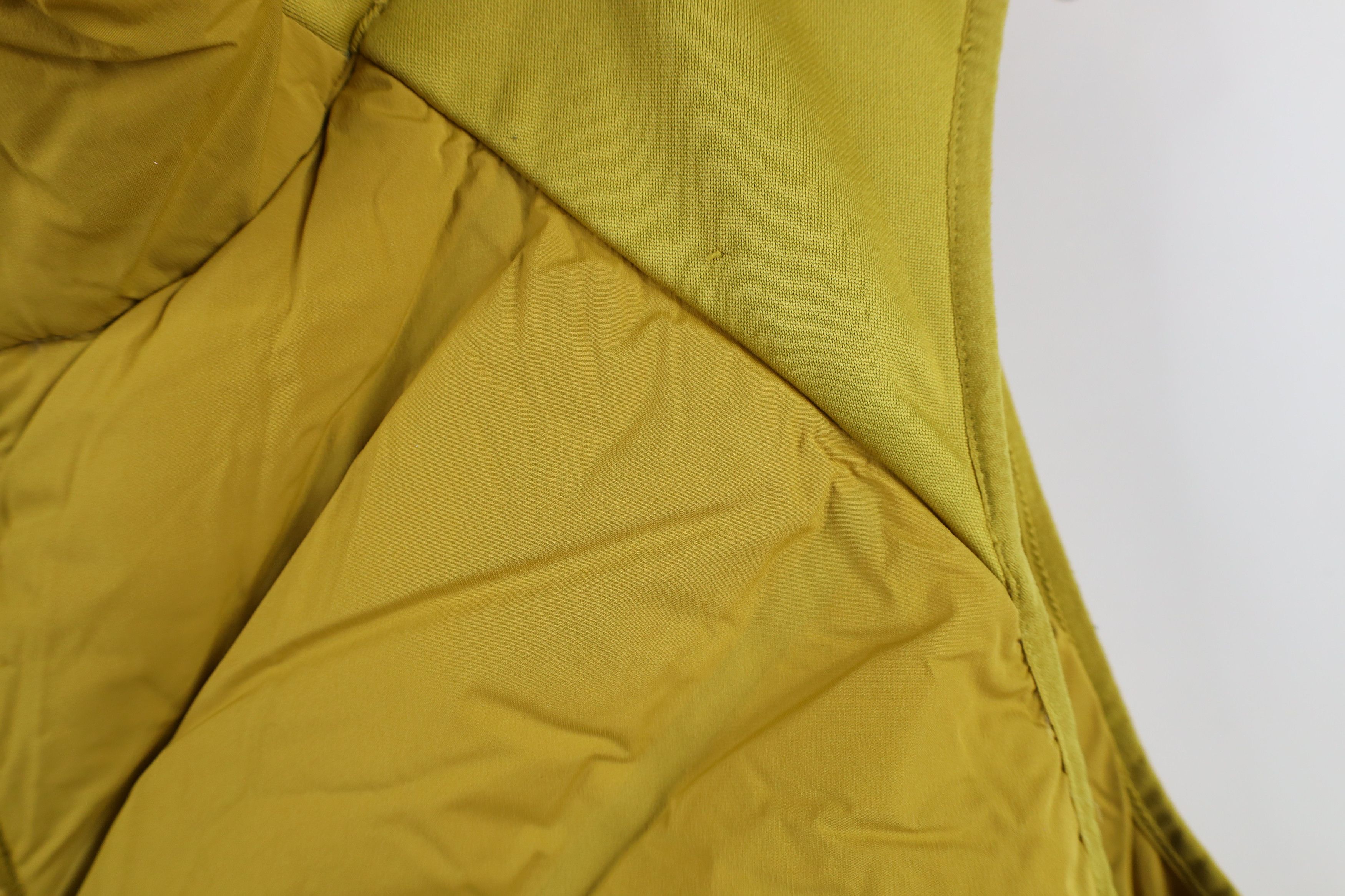 Athleta × Vintage Athleta Down Insulated Full Zip Puffer Vest Jacket Yellow Size XXL / US 16-18 / IT 52-54 - 4 Thumbnail