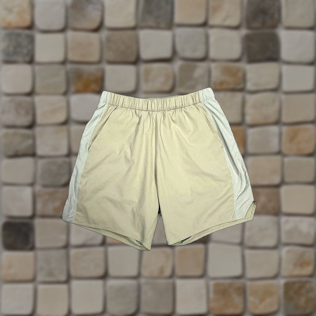 Outdoor Voices Outdoor Voices Shorts Womens M Beige Athletic Built In Liner Running Gym | Solid Nylon Polyester Spandex, Cross Training, 90s? Size 32" / US 10 / IT 46 - 1 Thumbnail
