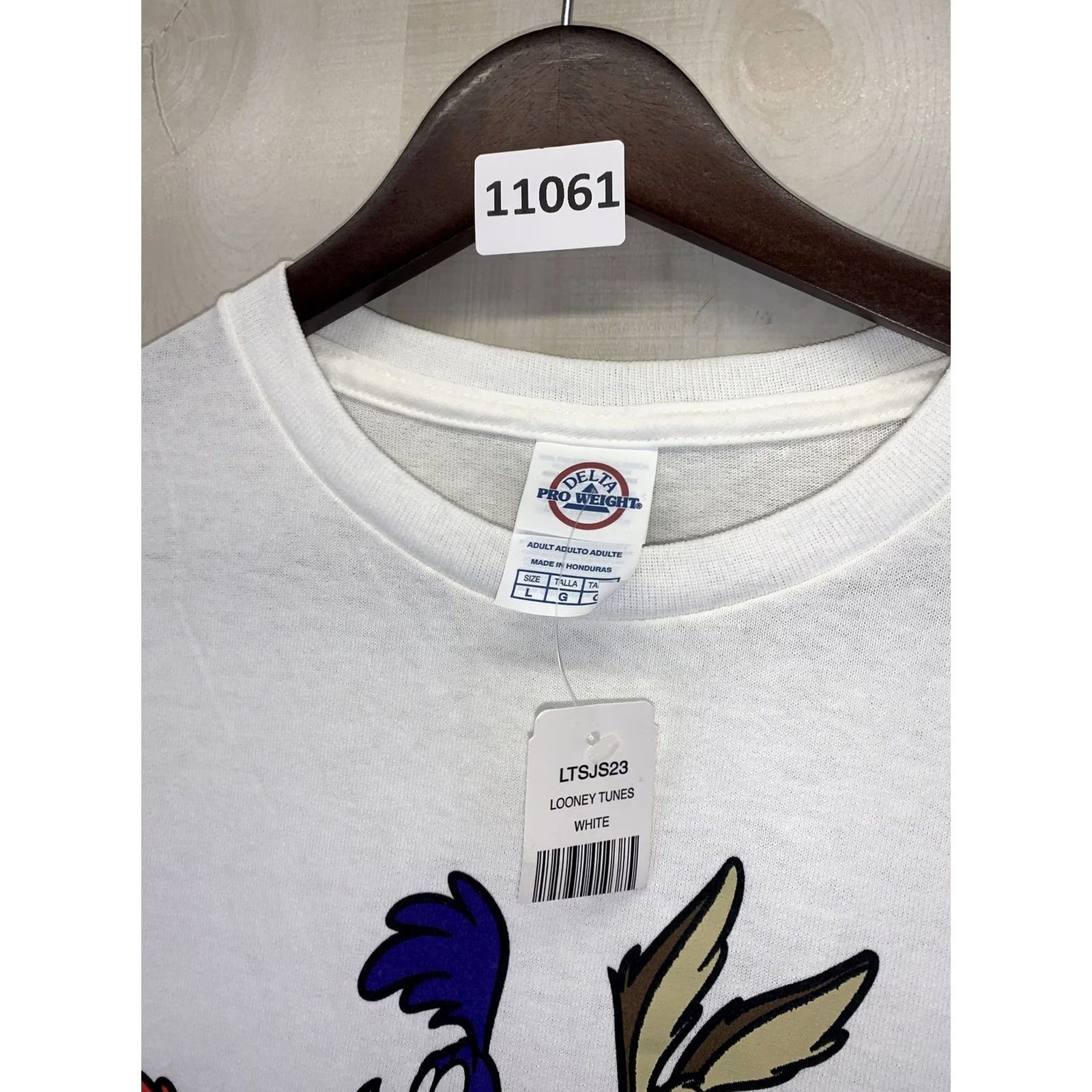 Vintage Vintage Looney Tunes T-Shirt Graphic 90s Adult Large NWT-11061 White Cotton Blend Short Sleeve Crew Neck Shirt Mens Womens Size US L / EU 52-54 / 3 - 3 Thumbnail