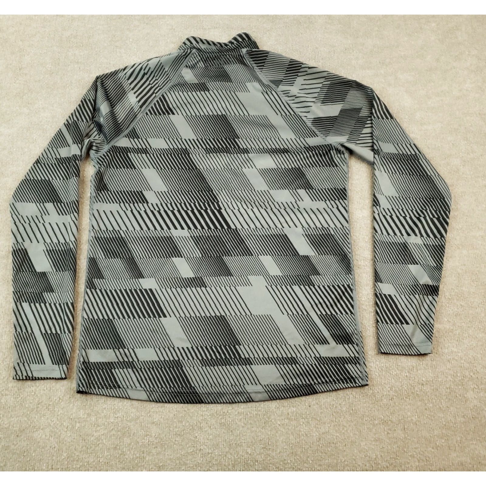 Under Armour Under Armour Mens Medium Gray Long Sleeve 1/4 Zip Lightweight Pullover Sweatshirt Size US M / EU 48-50 / 2 - 7 Thumbnail