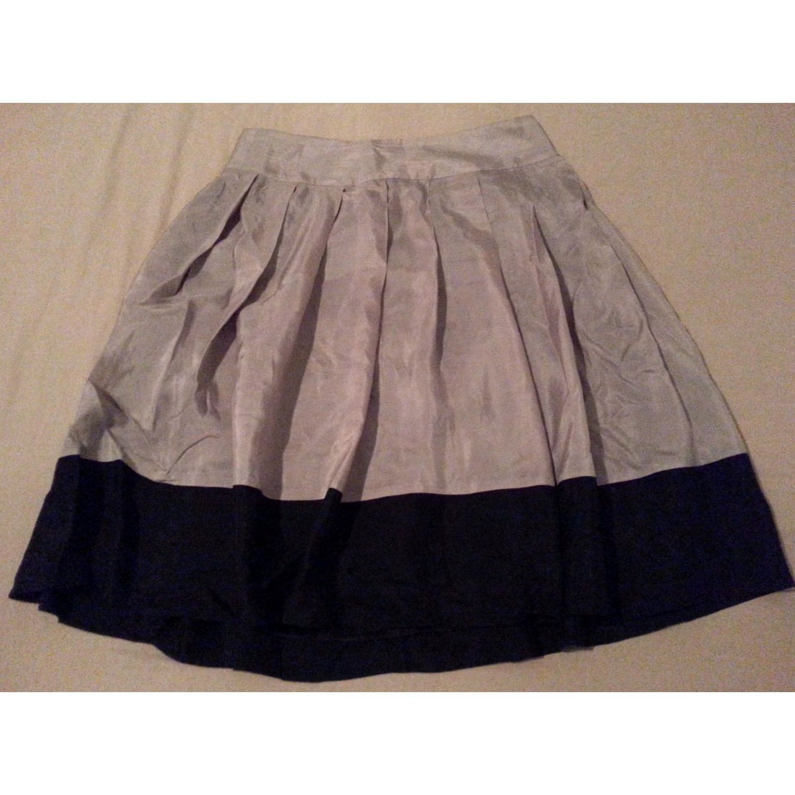 Express Womens Express Skirt 8 Black Khaki | Express Skirt | Women | Size 8 | Knee Length | Black | 23 1/2" Length | 14 1/2" Waist | Regular | 8 | Skirt Size 30" / US 8 / IT 44 - 2 Thumbnail