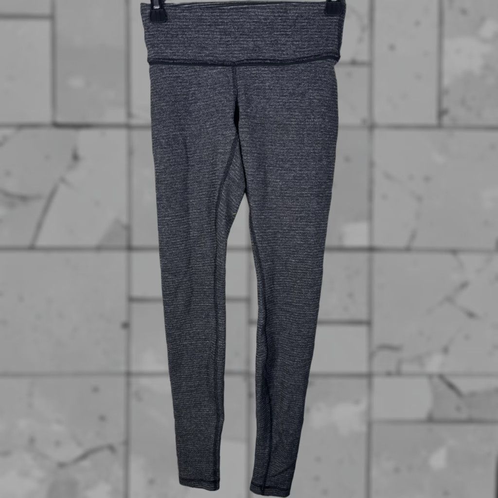 Lululemon Lululemon Womens Size 4 Gray Leggings Size 27" / US 4 / IT 40 - 1 Thumbnail