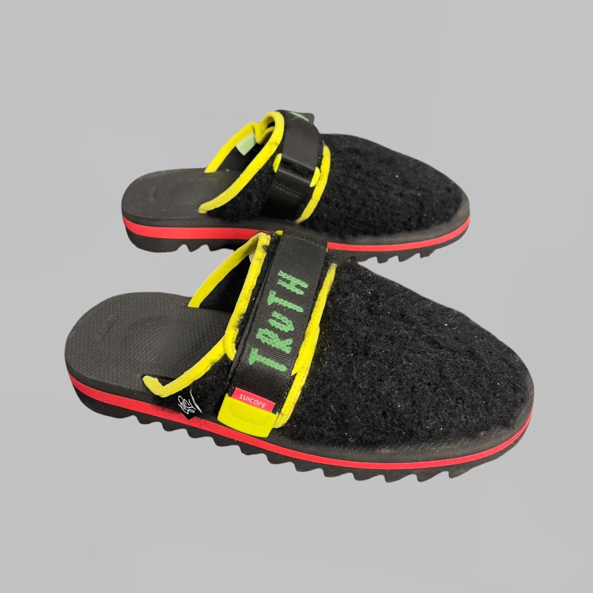 Suicoke SUICOKE X THE ELDER STATEMENTS SLIDES SIZE 40 Size US 7 / EU 40 - 1 Thumbnail