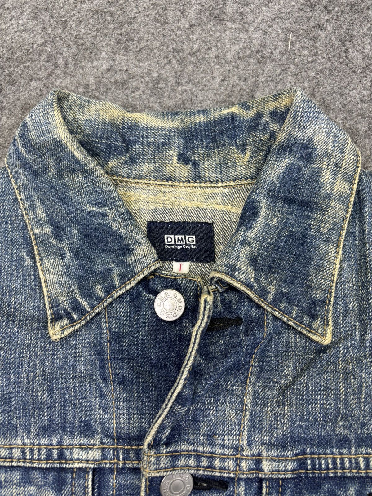 Spellbound 💥Raw Fades💥Vtg DMG Type 3 Trucker Jacket F951 Size US XS / EU 42 / 0 - 6 Thumbnail