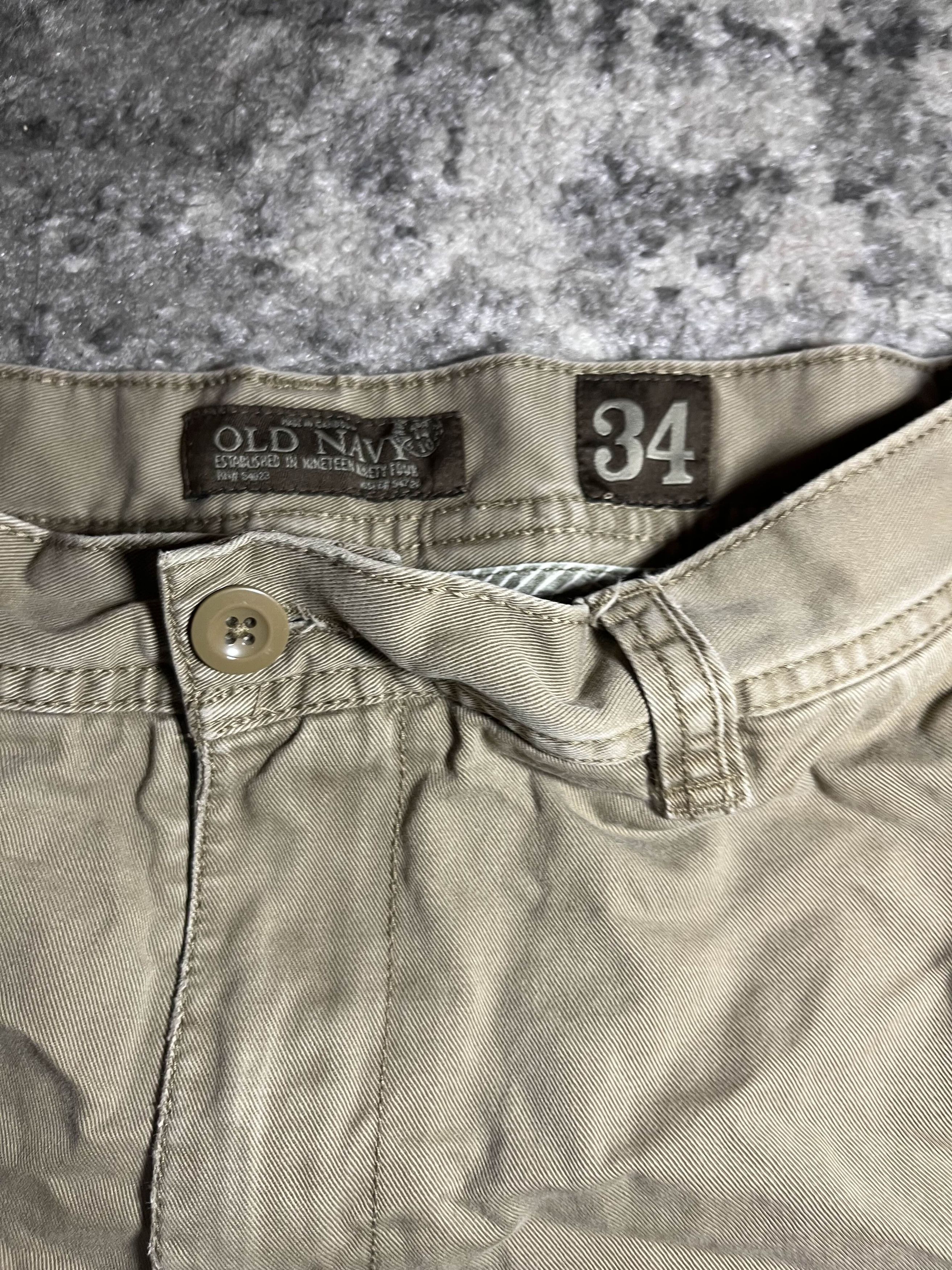 Old Navy Y2K Old Navy Khaki Baggy Cargo Shorts Size US 34 / EU 50 - 5 Thumbnail