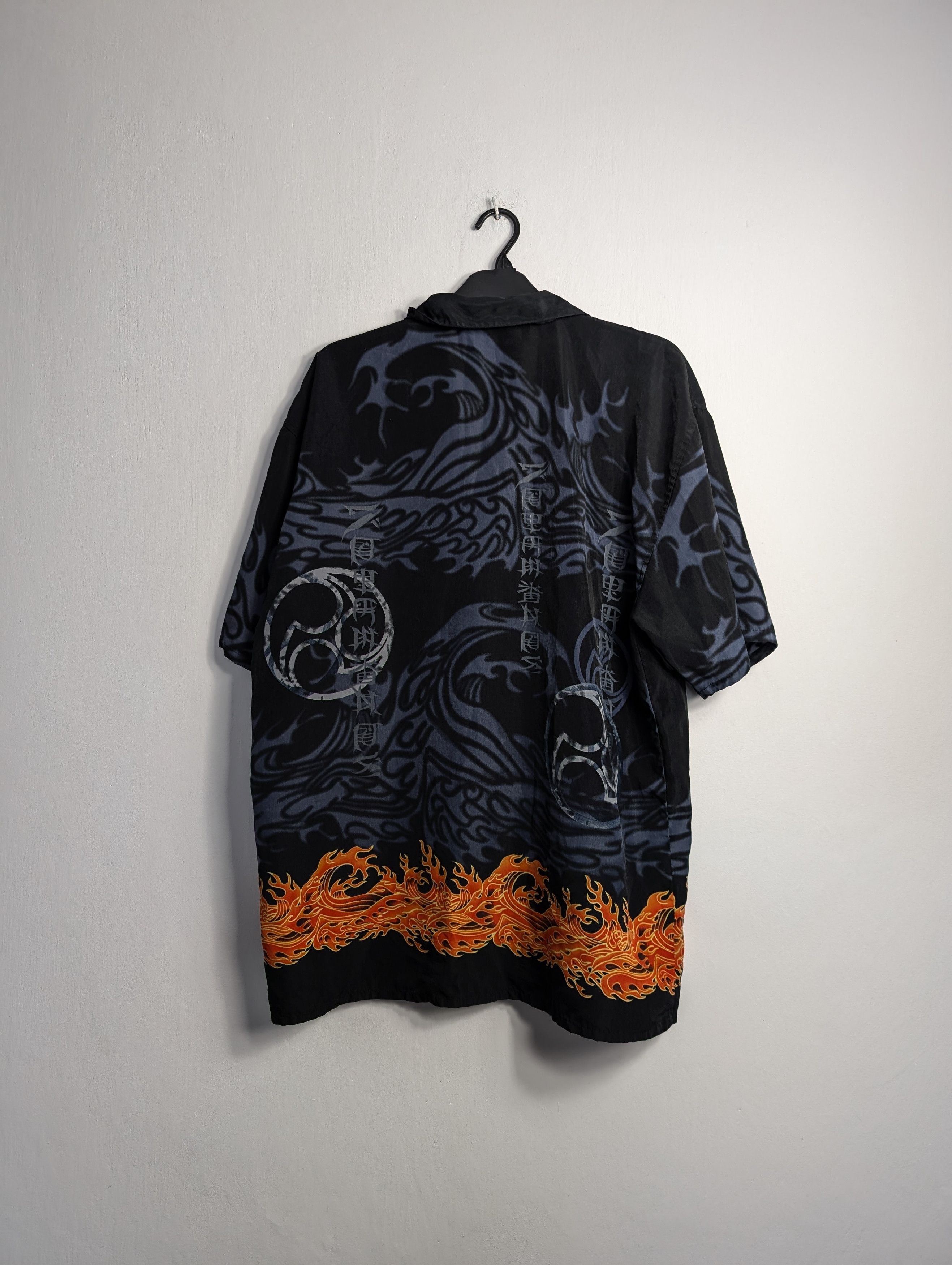 Vintage Y2K Dragon Print Flames Button Up Shirt Streetwear Size US XL / EU 56 / 4 - 3 Thumbnail