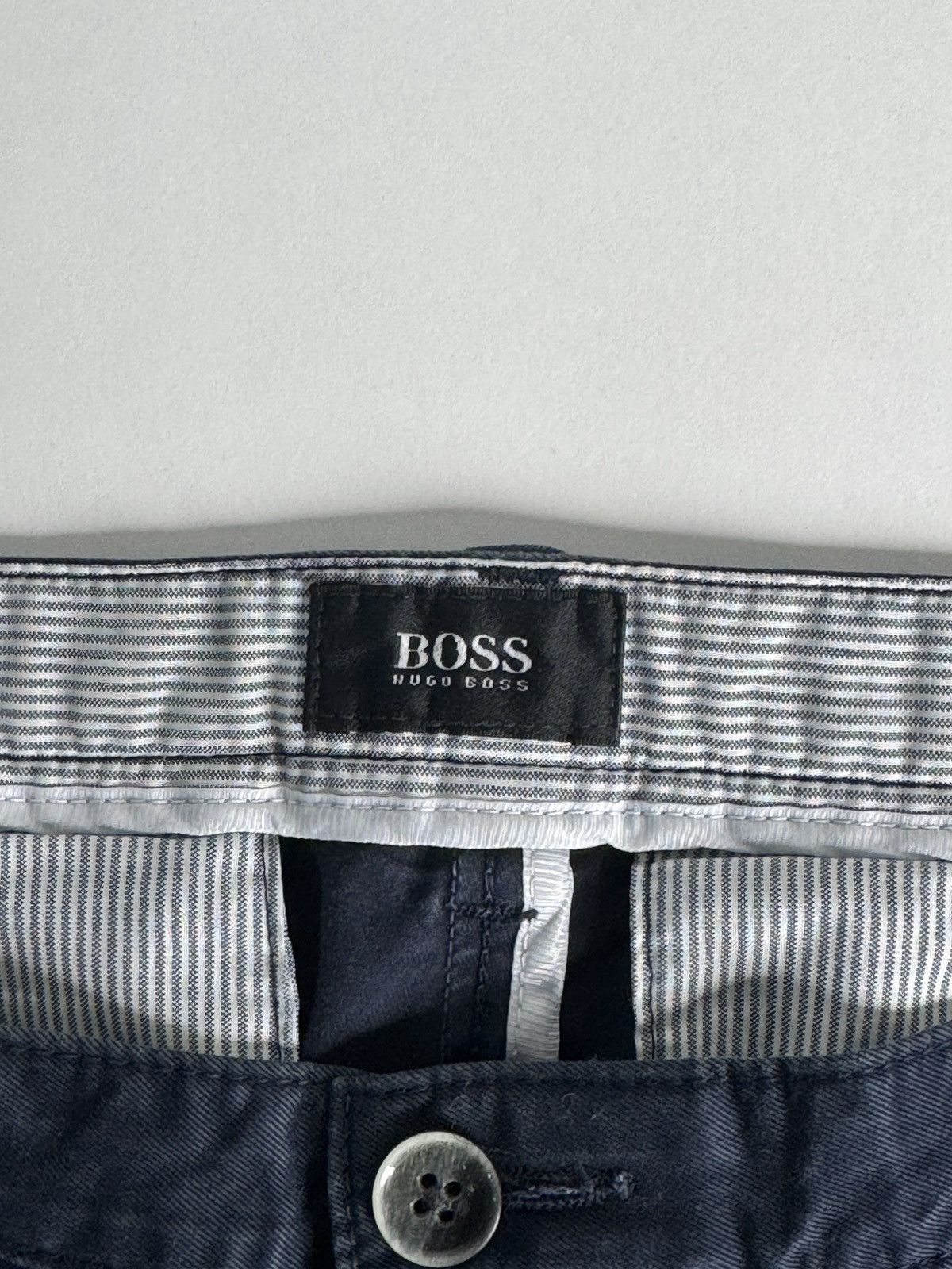 Hugo Boss Hugo Boss dark blue pants Size US 44 / EU 60 - 2 Thumbnail